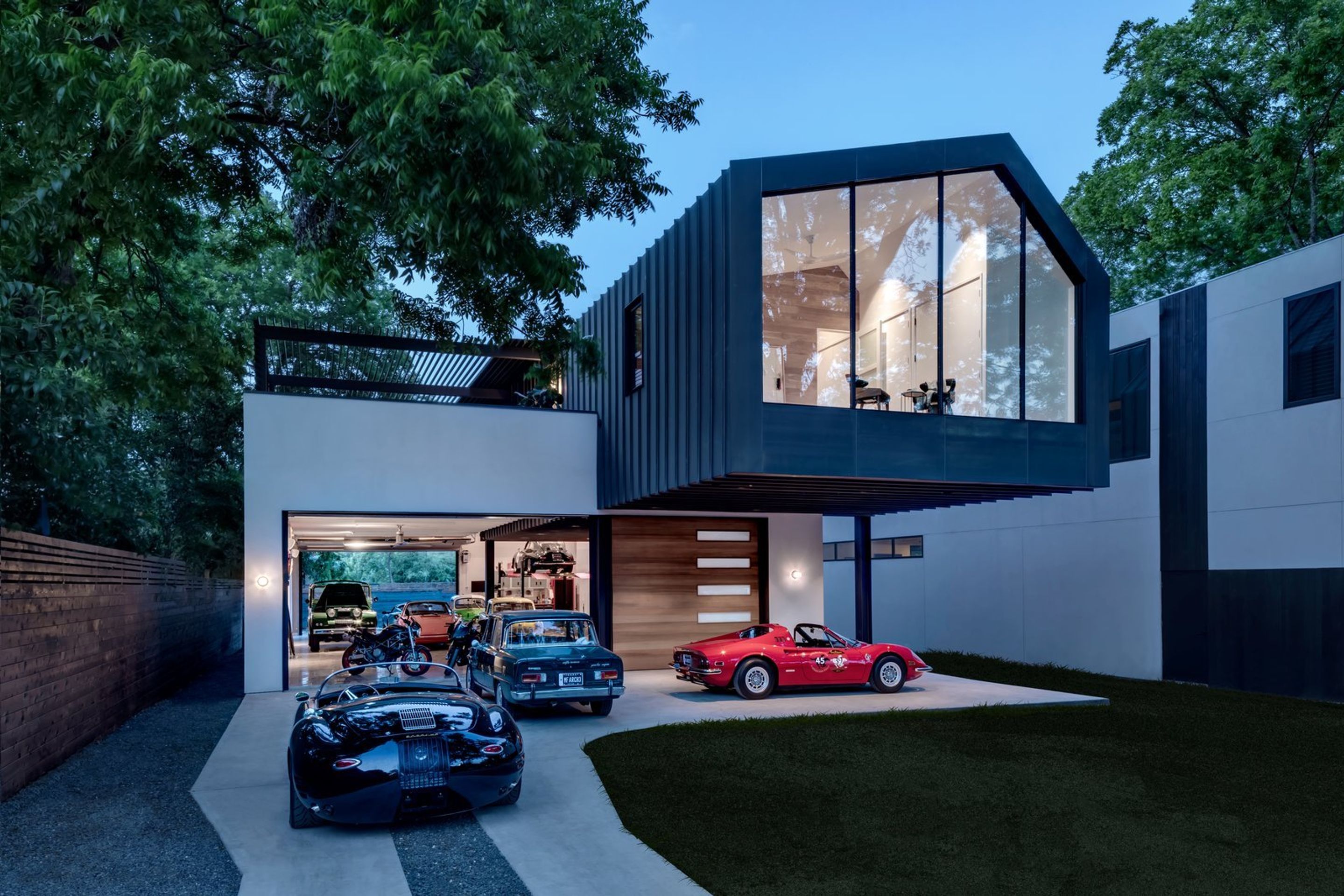 Autohaus - 5 - GALERIE: Autohaus (5/12)