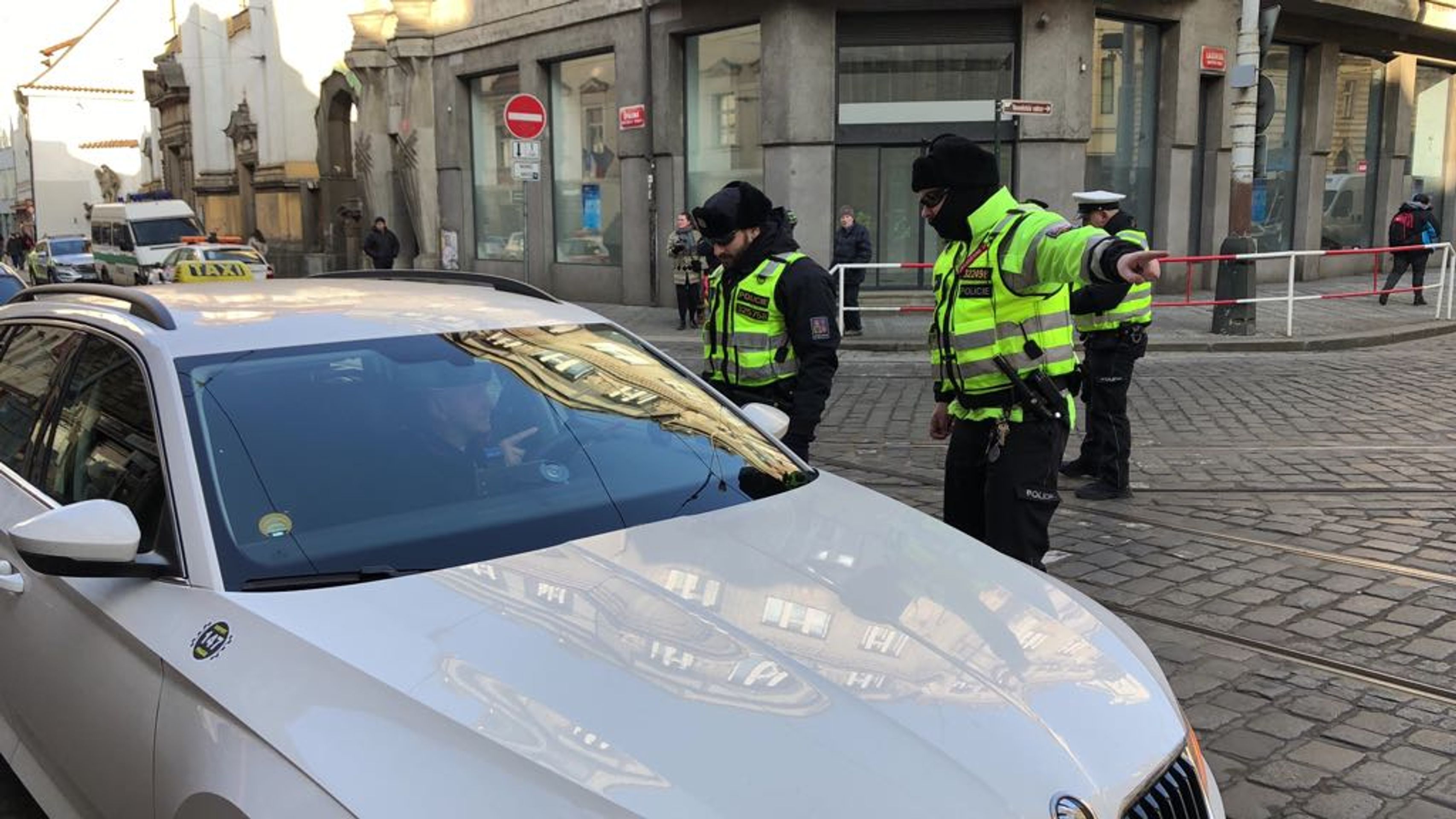 Stávka taxikářů v Lazarské ulici v Praze - 6 - GALERIE: Stávka taxikářů v Lazarské ulici v Praze (6/7)