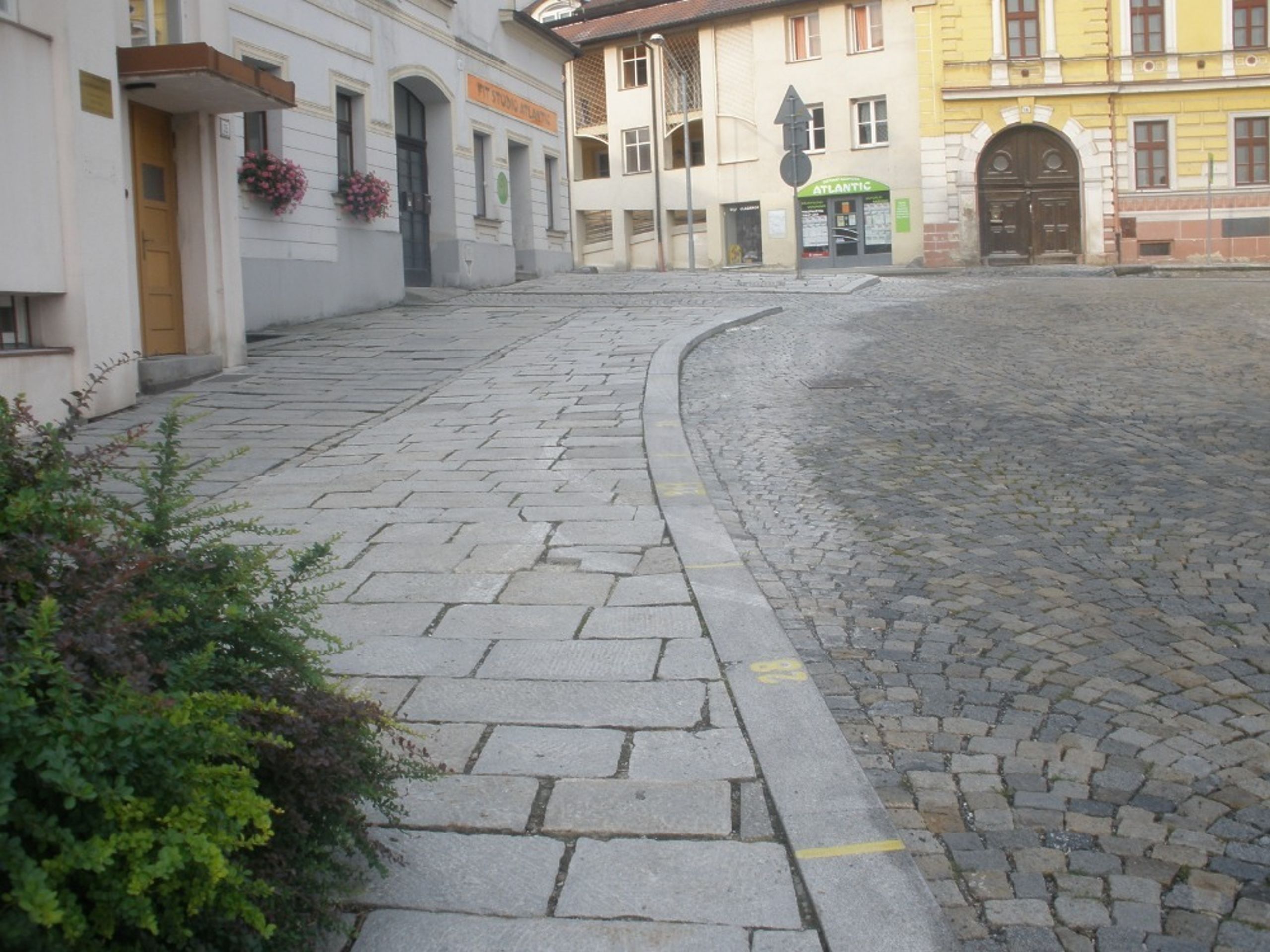 Lidé ve Volyni nemohli dýchat! Město pokryl jemný bílý prášek - 13 - GALERIE: Volyni pokryl jemný prášek (4/16)
