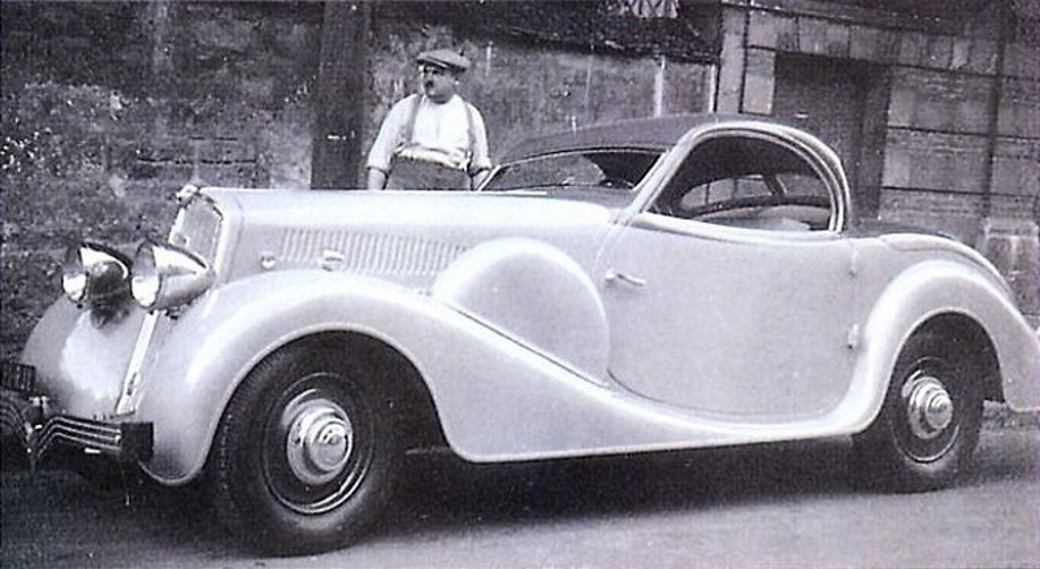 Peugeot 402 Eclipse - 5 - GALERIE Peugeot 402 Eclipse (5/7)