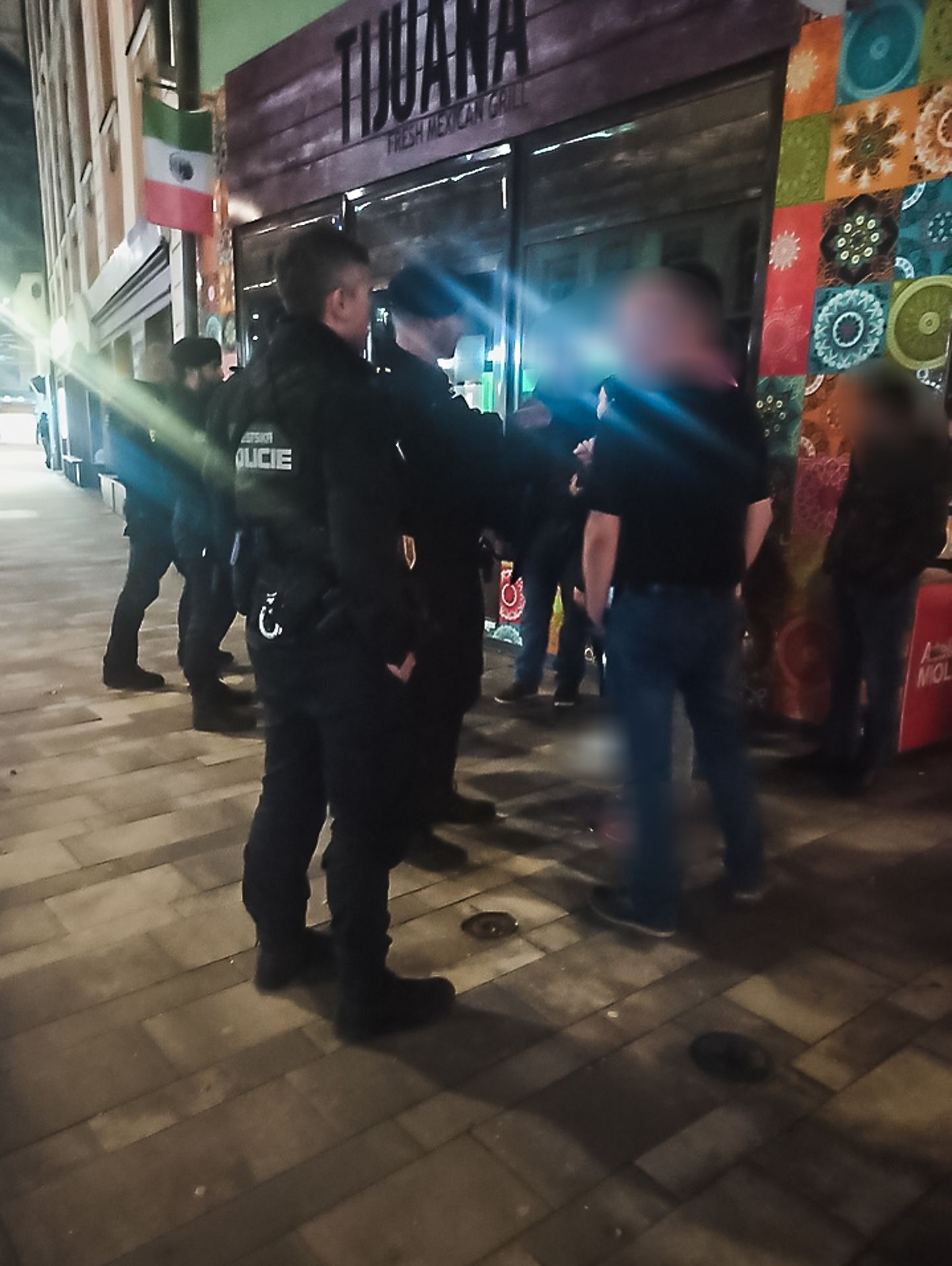 Zásahy policie o silvestrovské noci - Zásahy hasičů o silvestrovské noci (5/17)