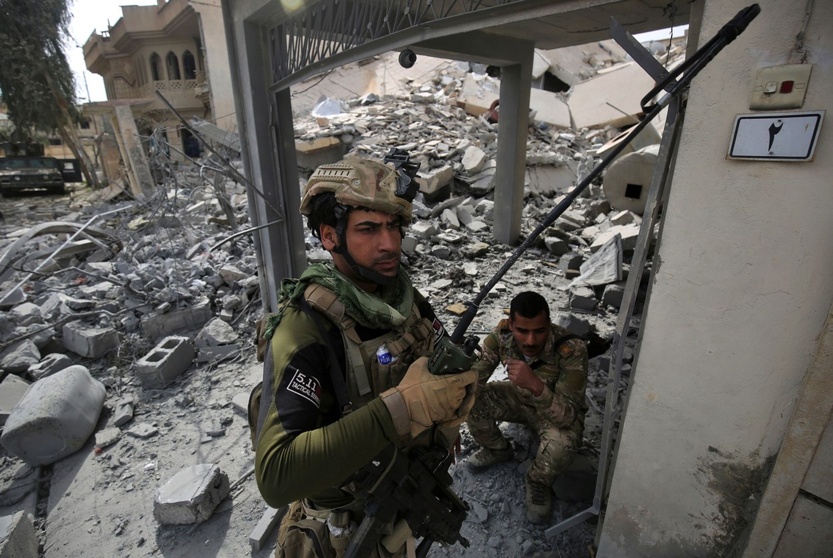 Irácká armáda pokračuje v osvobozování Mosulu - GALERIE: Boj o Mosul pokračuje (1/5)