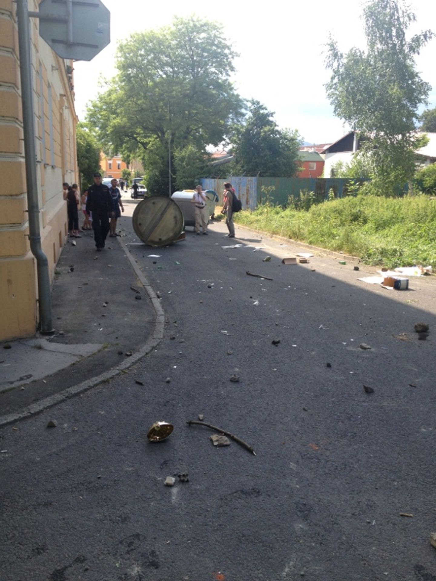 Následky boje v Duchcově - GALERIE: Demonstrace a bitky v Duchcově (2/6)