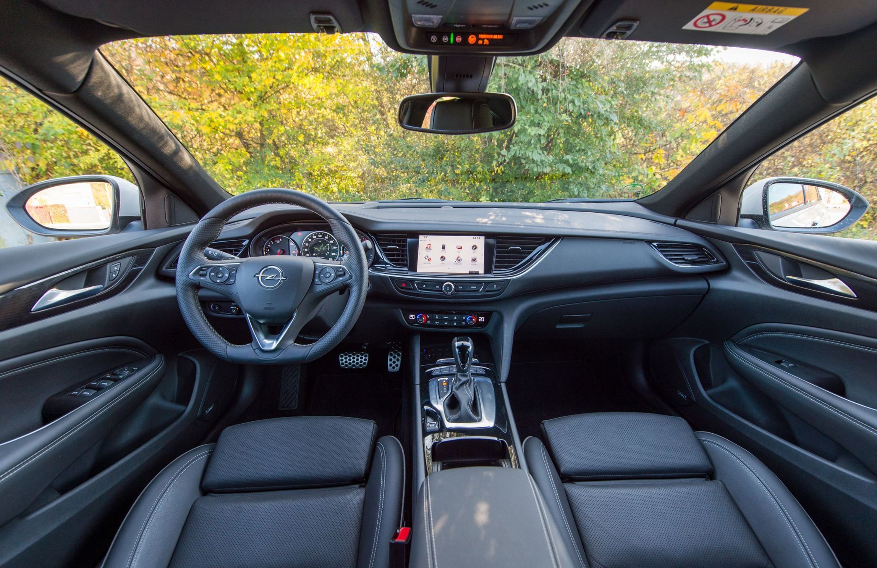 Opel Insignia - 6 - GALERIE: Opel Insignia (10/26)