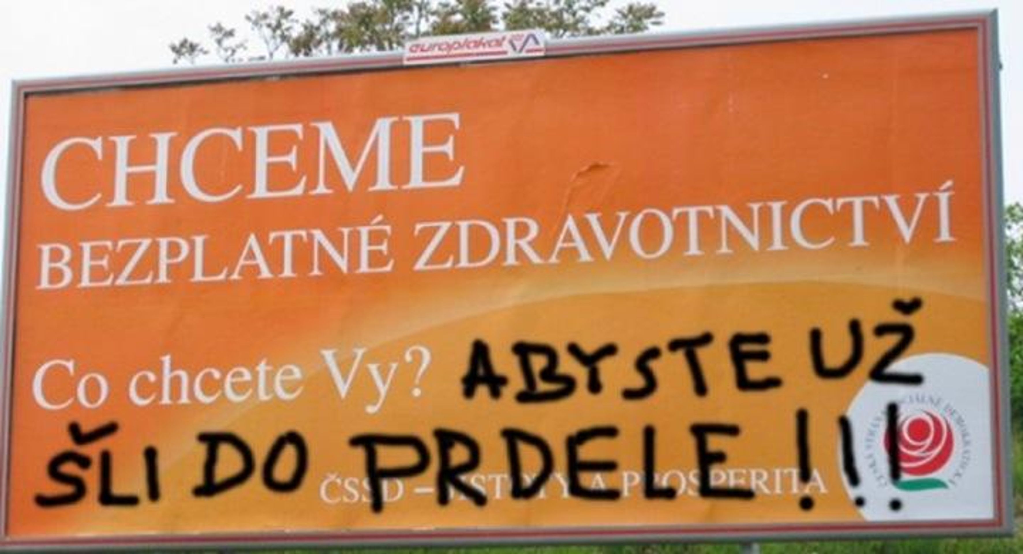 GALERIE: Vtipné fotomontáže billboardů - 9 - GALERIE: Fotomontáže billboardů (10/18)