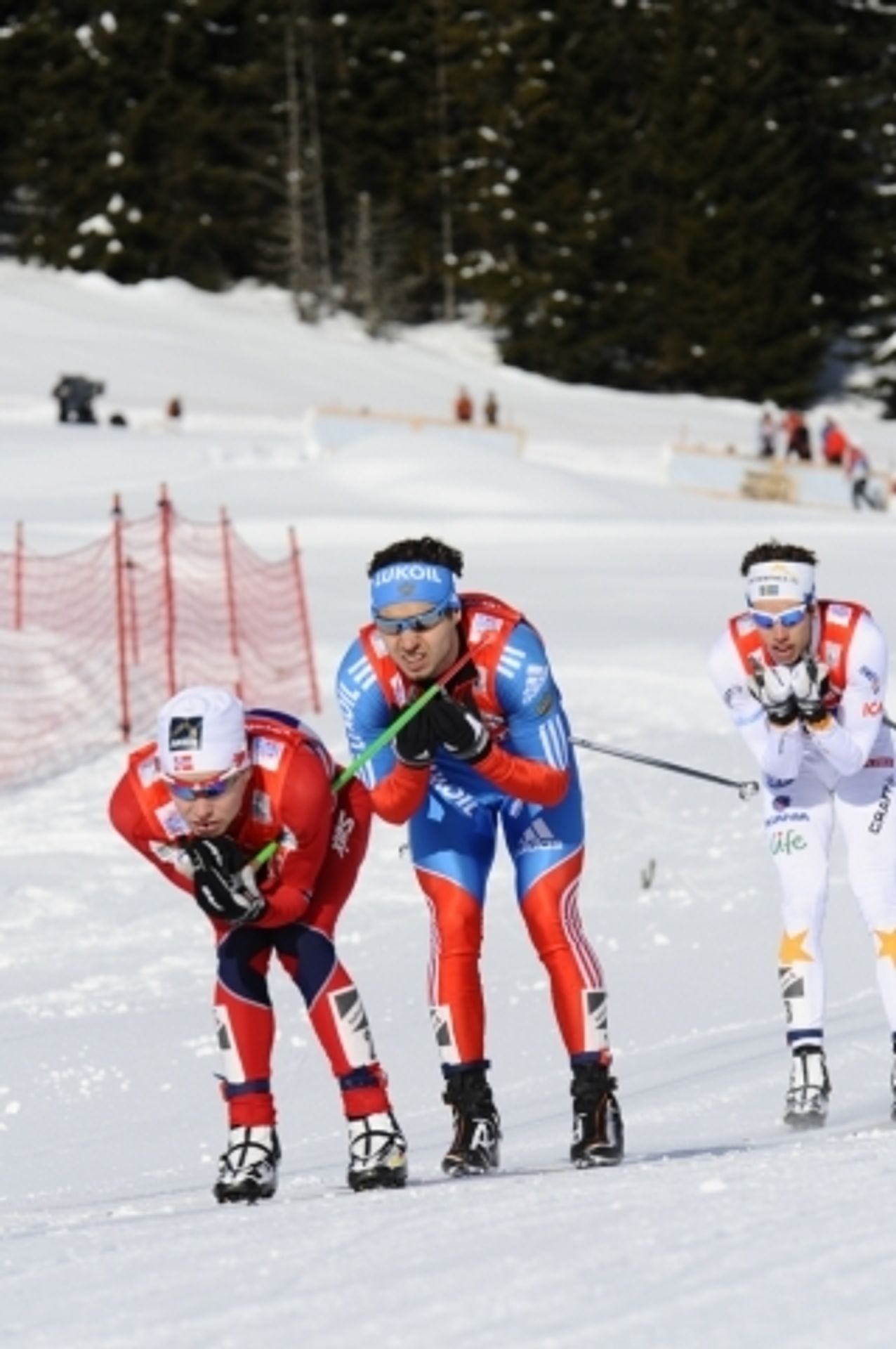 Bronzová štafeta běžců v La Clusaz - 5 - GALERIE: Štafeta lyžařů běžců skončila v La Clusaz třetí (3/5)