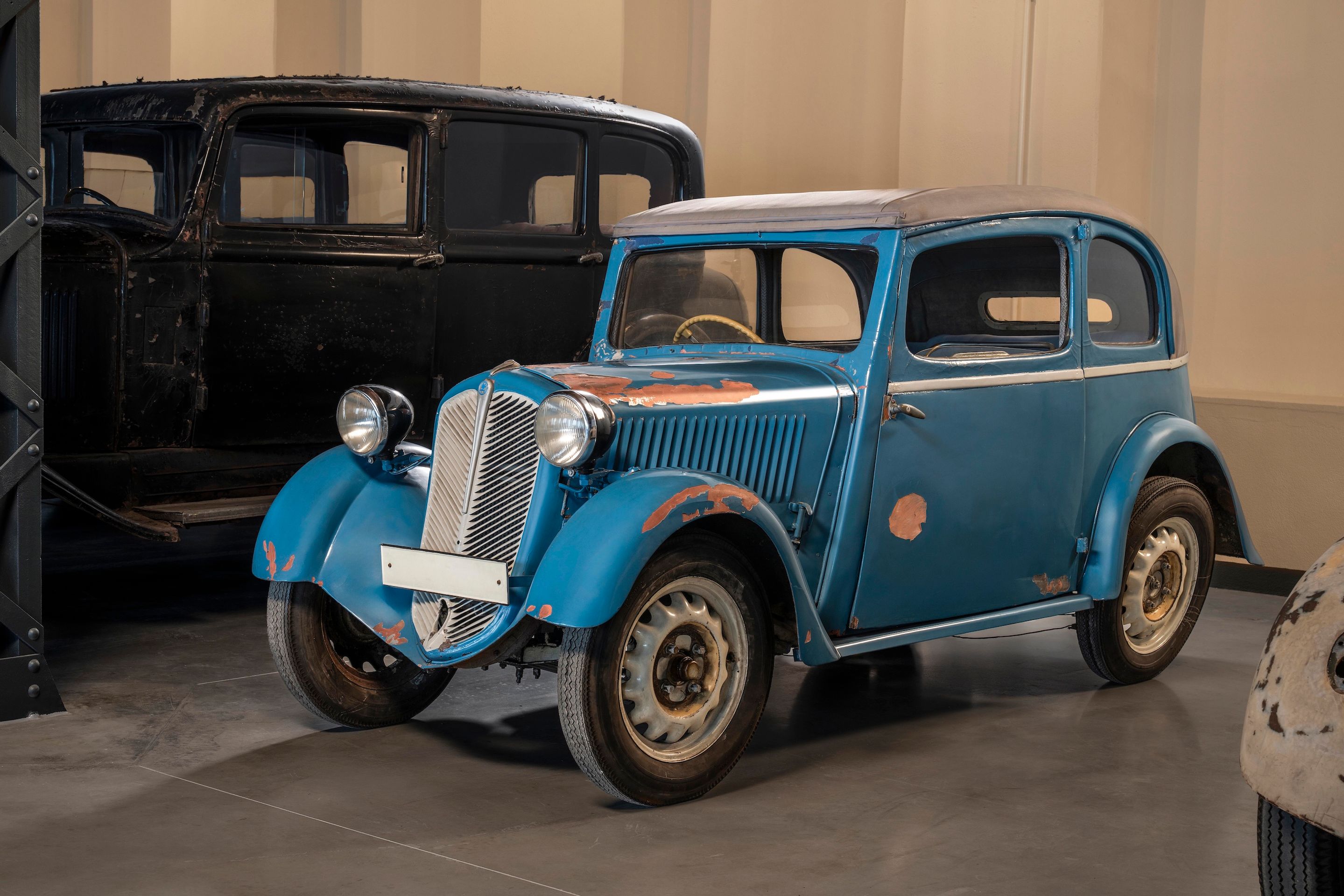 Unikátní historické vozy v nové expozici Škoda Muzea - Škoda Muzeum ukáže unikátní historické vozy před renovací (32/48)