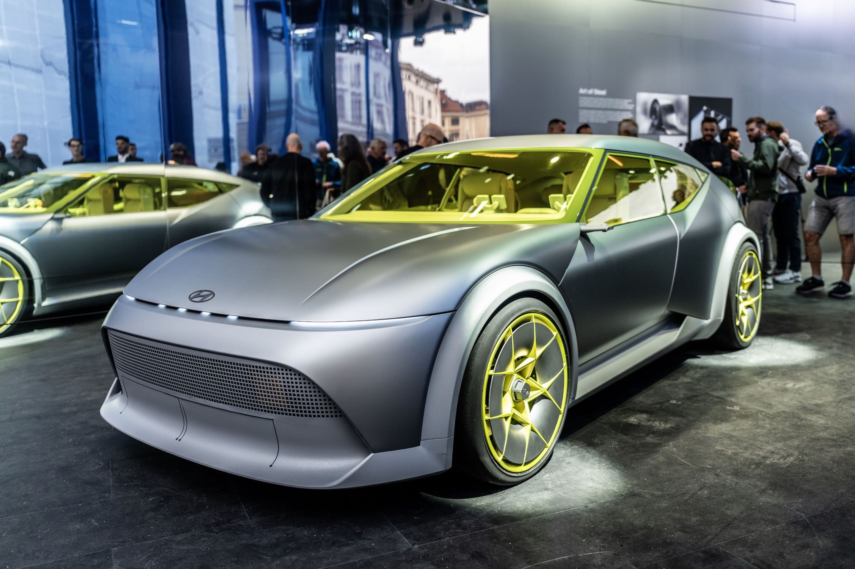 Concept Three od Hyundai - Odvážný koncept Hyundai je předobrazem malého elektromobilu řady Ioniq (4/6)
