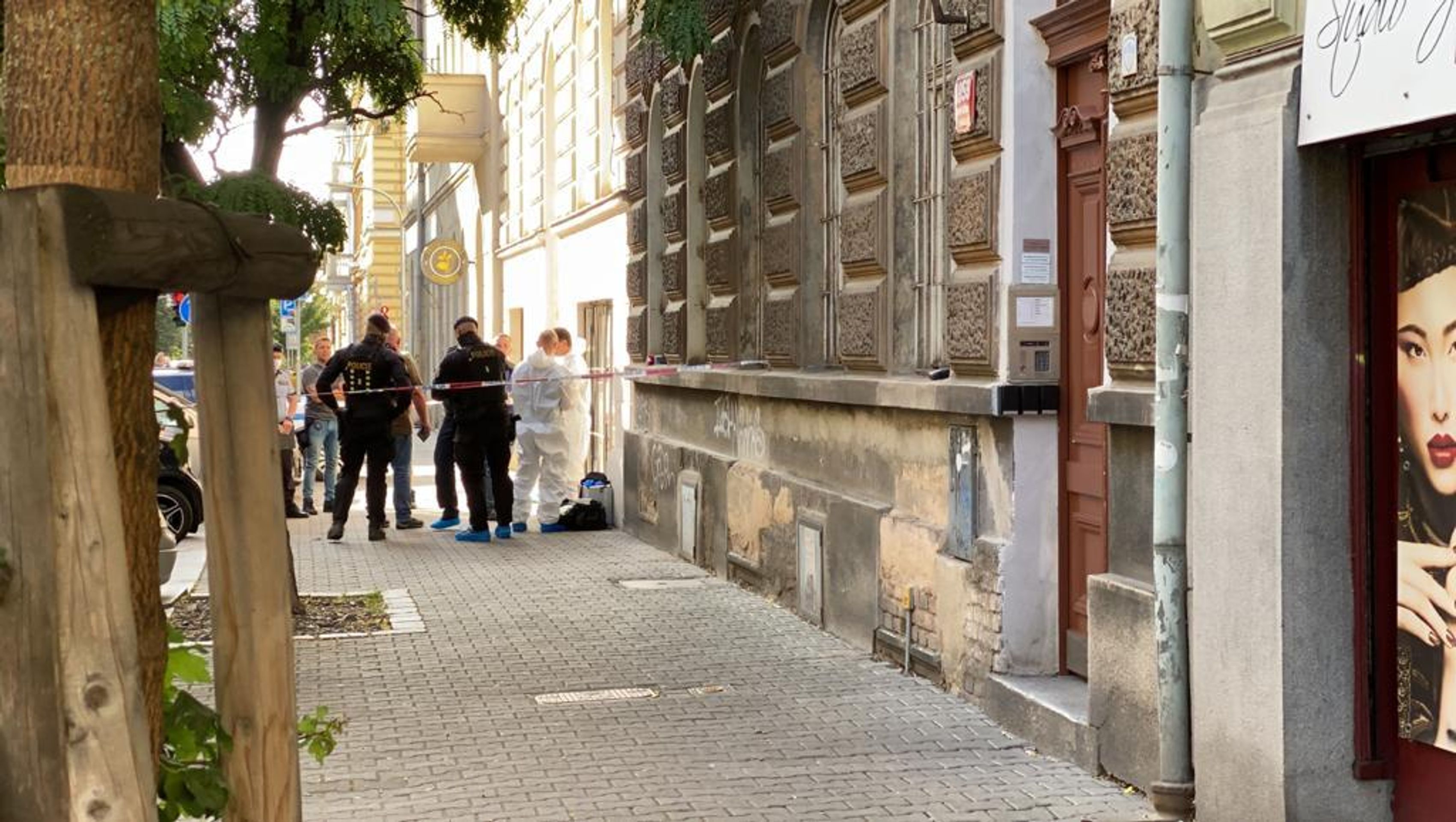 Nález těla v Praze - 4 - GALERIE: Muž, kterého našli v Praze, byl zřejmě zavražděn (4/10)