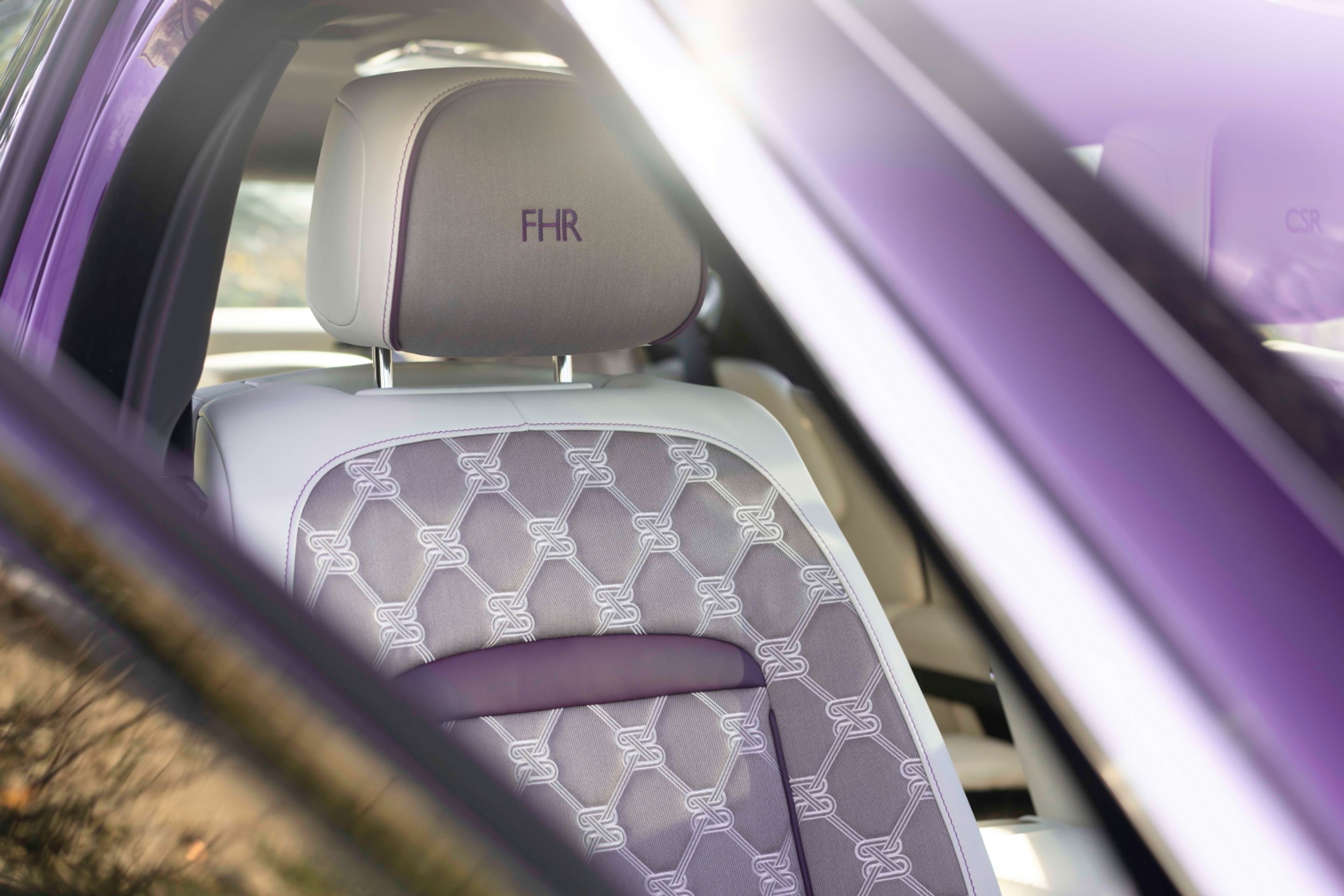 Rolls-Royce Ghost Extended Series II – The Encounter - Rolls-Royce Ghost Extended Series II – The Encounter (4/5)
