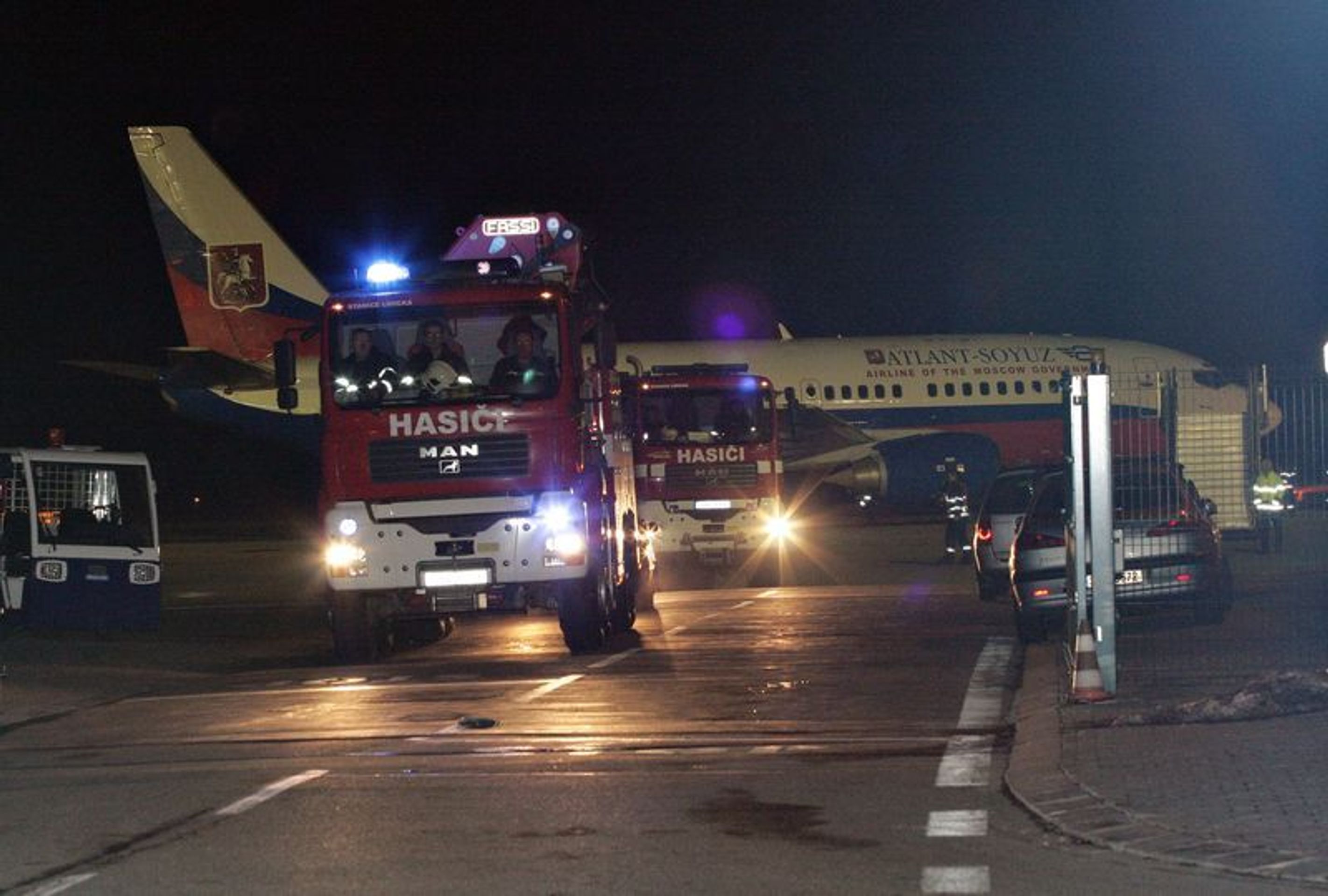 Letadlo v Brně sjelo mimo ranvej - Fotogalerie - Letadlo v Brně sjelo z ranveje (2/4)