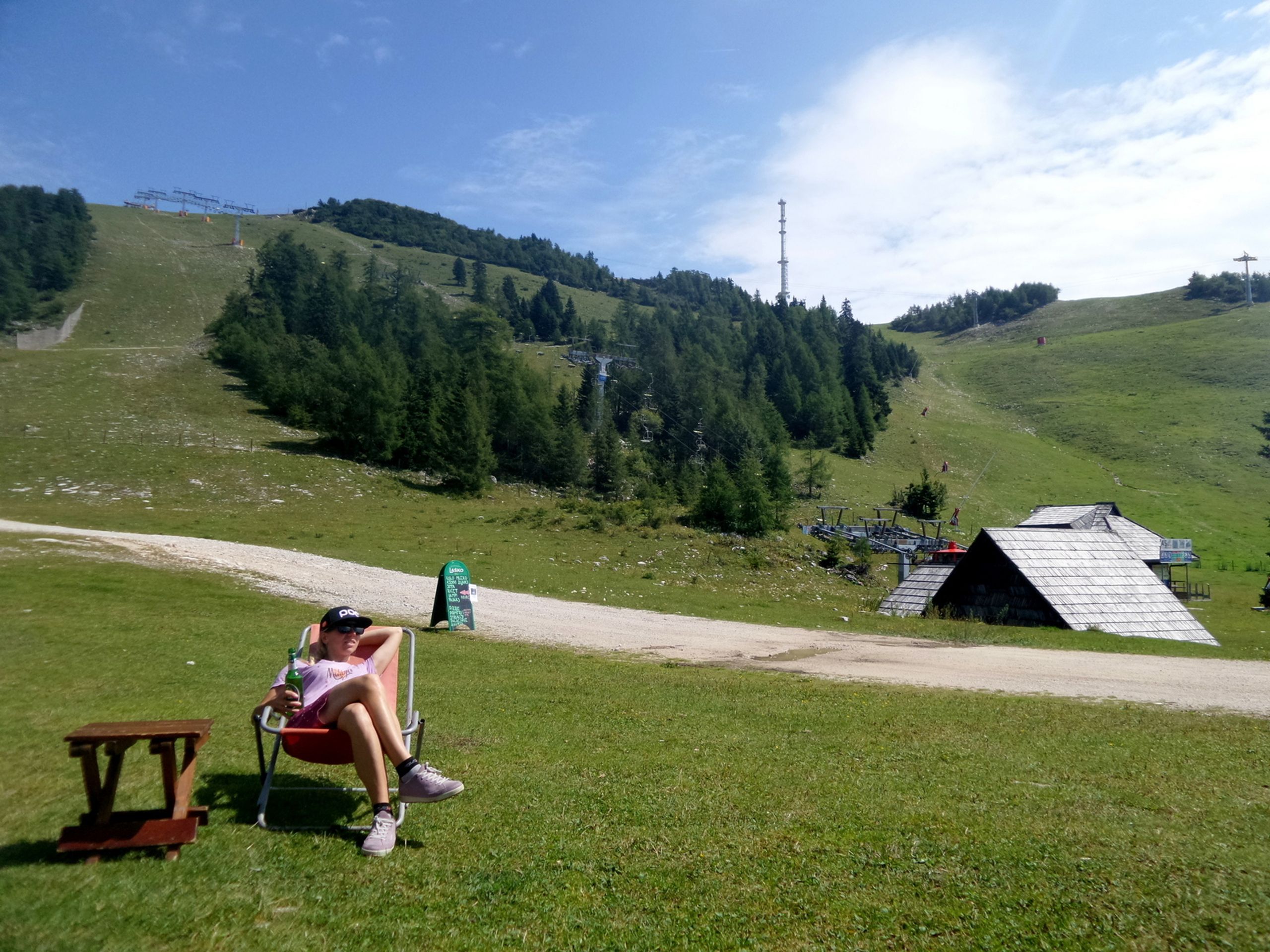 Středisko Krvavec - Slovinsko - 2 - GALERIE: Slovinský Krvavec - Zázemí a zábava (14/14)