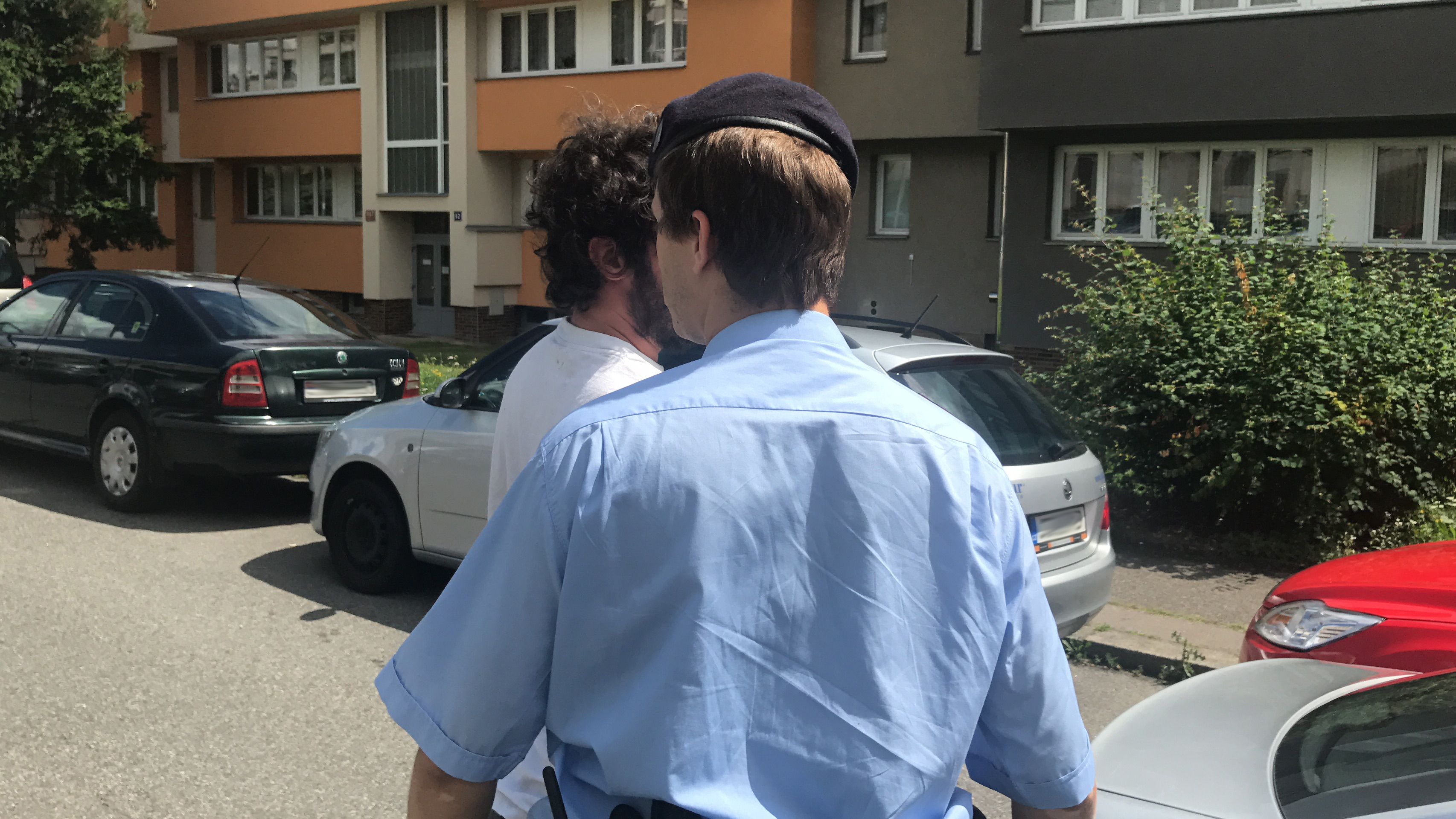 Zadržení známého rappera Jáchyma Rejžka - 3 - GALERIE: Zadržení známého rappera Jáchyma Rejžka (7/14)