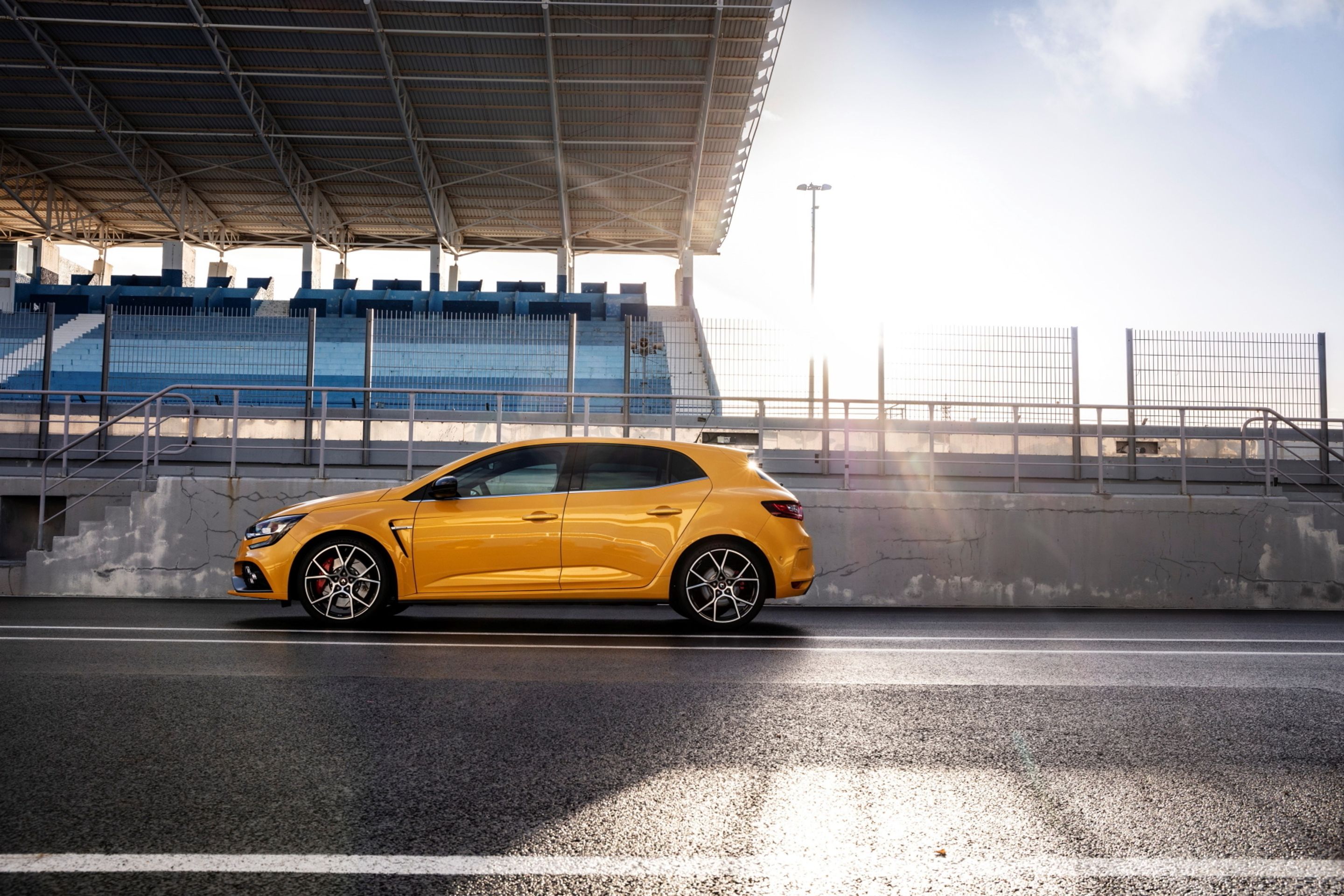 Renault Mégane R.S. Trophy - 23 - Fotogalerie: Hothatch Renault Mégane R.S. Trophy (1/26)