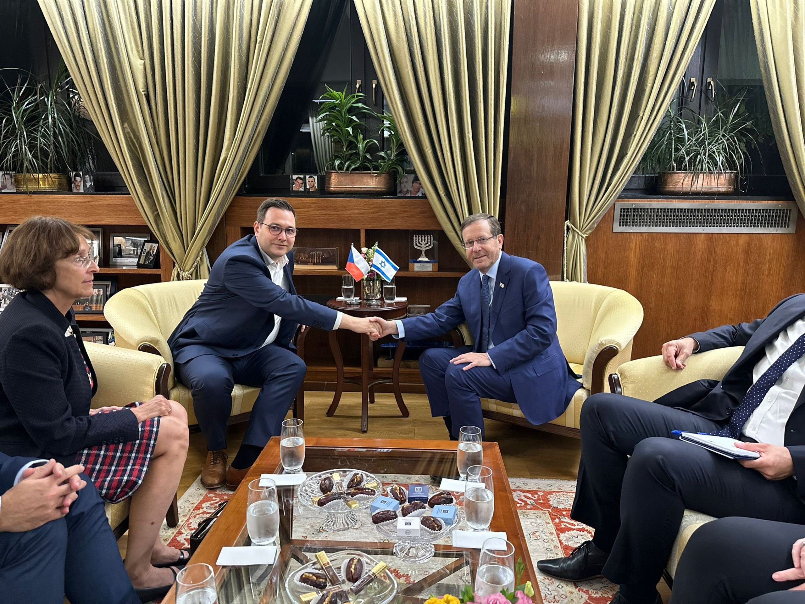 Jan Lipavský a prezident Isaac Herzog v Jeruzalémě - Jan Lipavský v Izraeli (3/3)