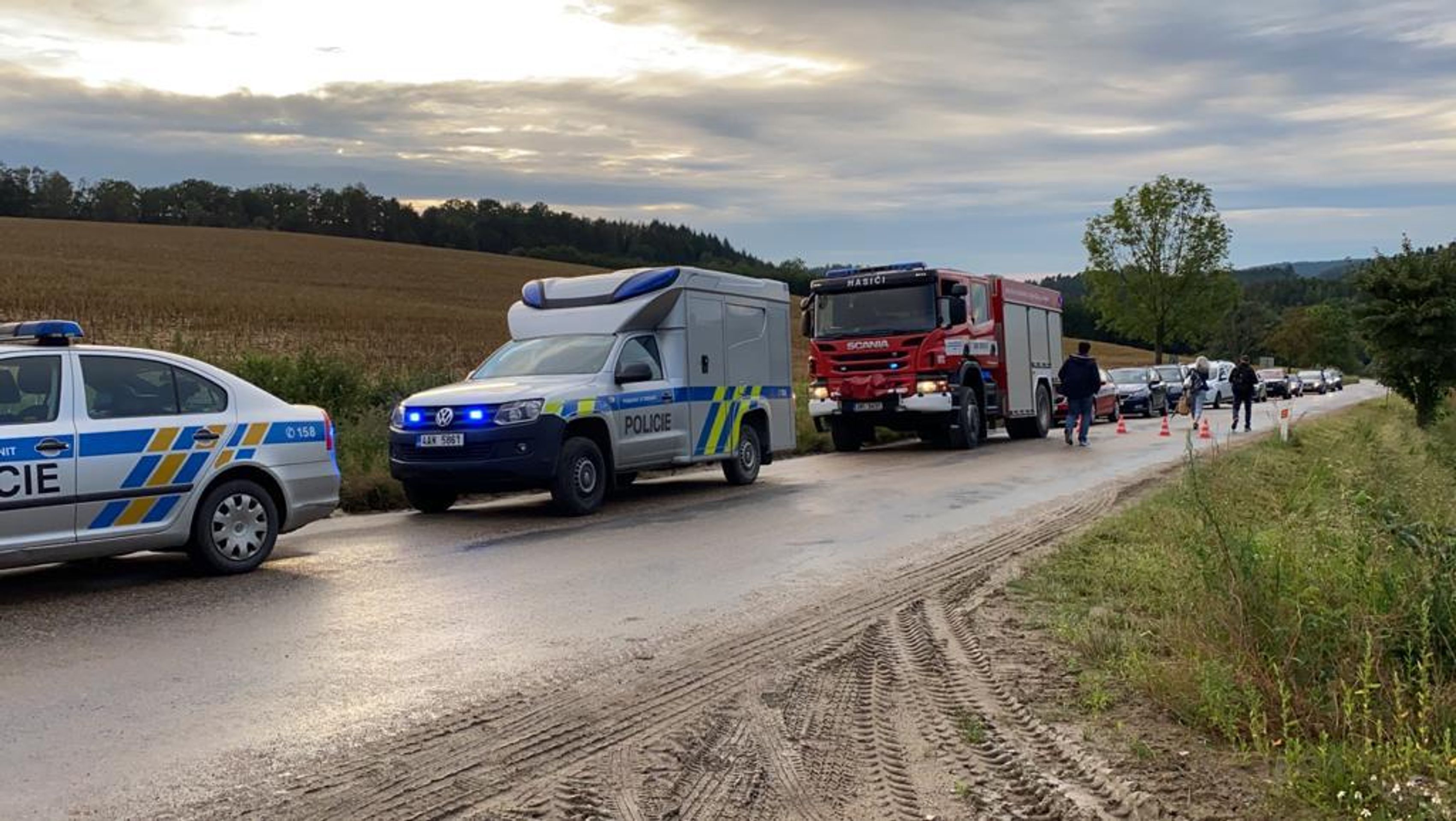 Smrtelná nehoda auta a vlaku u Heřmaniček na Benešovsku - 1 - GALERIE: Smrtelná nehoda vlaku a osobáku na Benešovsku (4/4)
