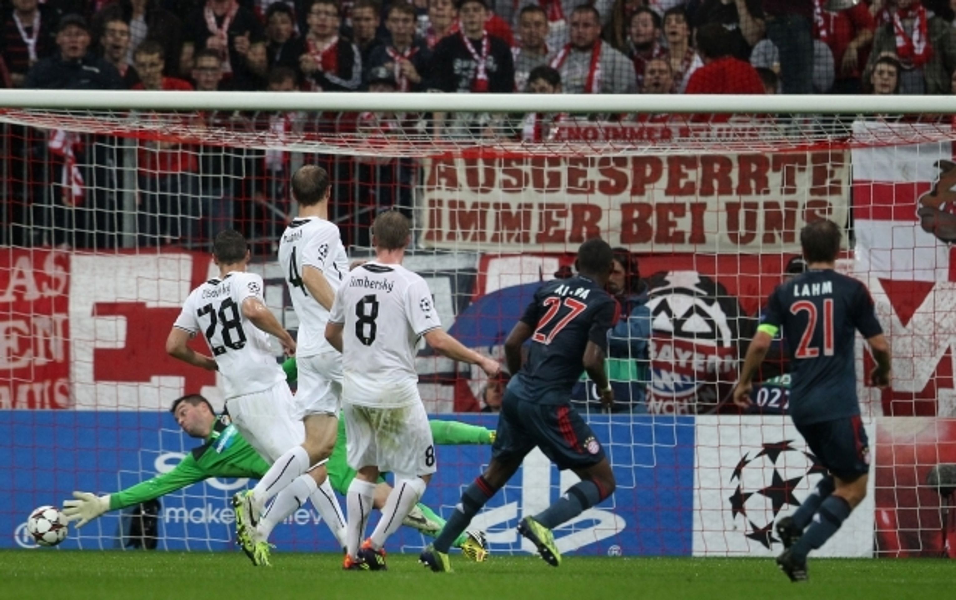 Bayern - Plzen - 1 - GALERIE: Bayern porazil Plzeň 5:0 (8/9)