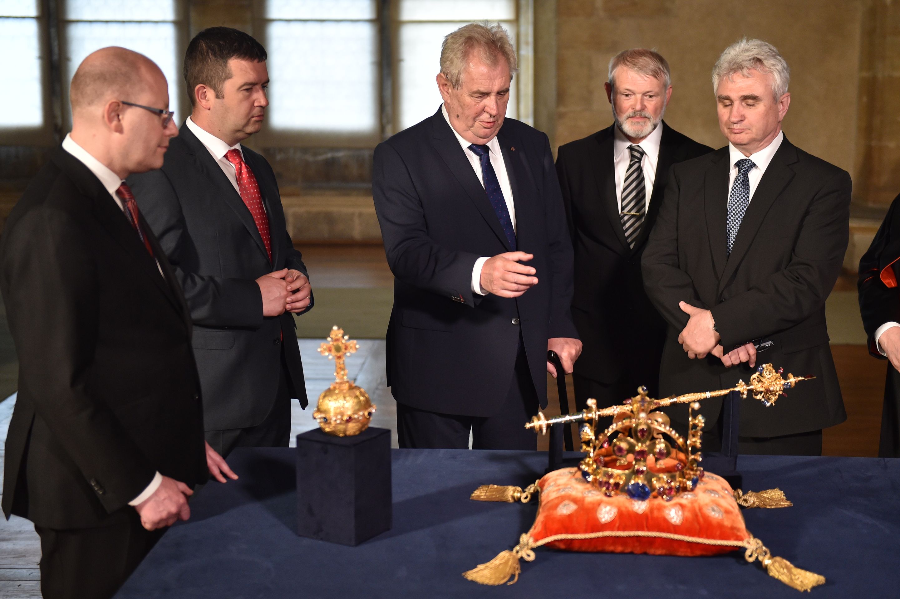 Miloš Zeman u korunovačních klenotů - 7 - GALERIE: Miloš Zeman u korunovačních klenotů (15/17)