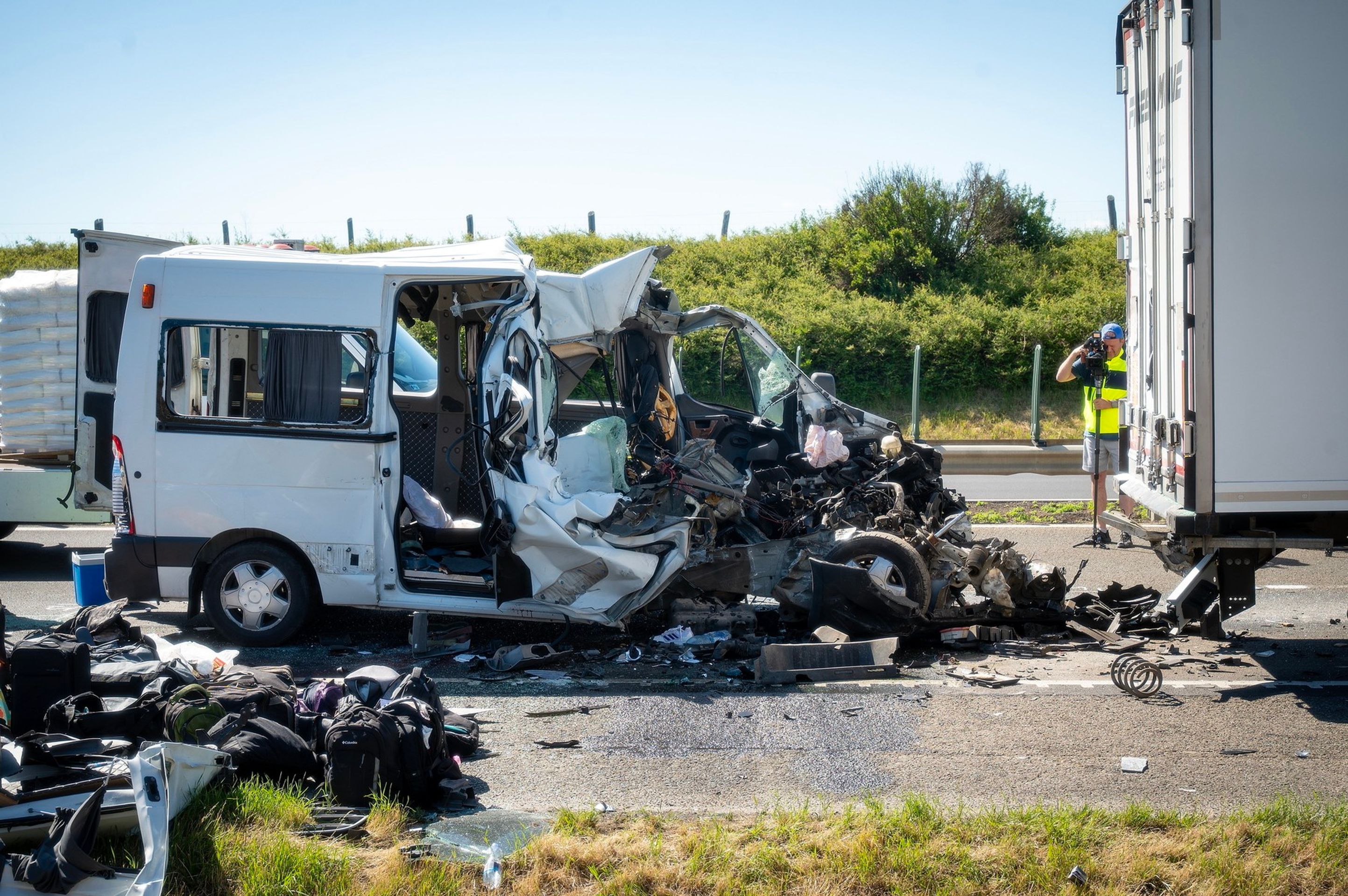 Smrtelná dopravní nehoda na dálnici M1 u Győru - Smrtelná dopravní nehoda na dálnici M1 u Győru (2/3)