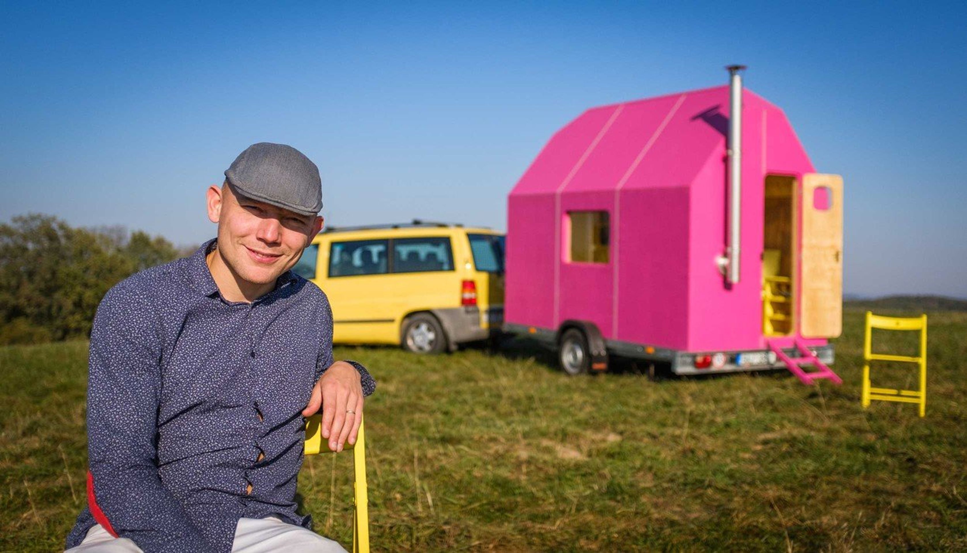 Magenta Tiny House - 6 - GALERIE: Z přívěsu je originální dům (2/7)