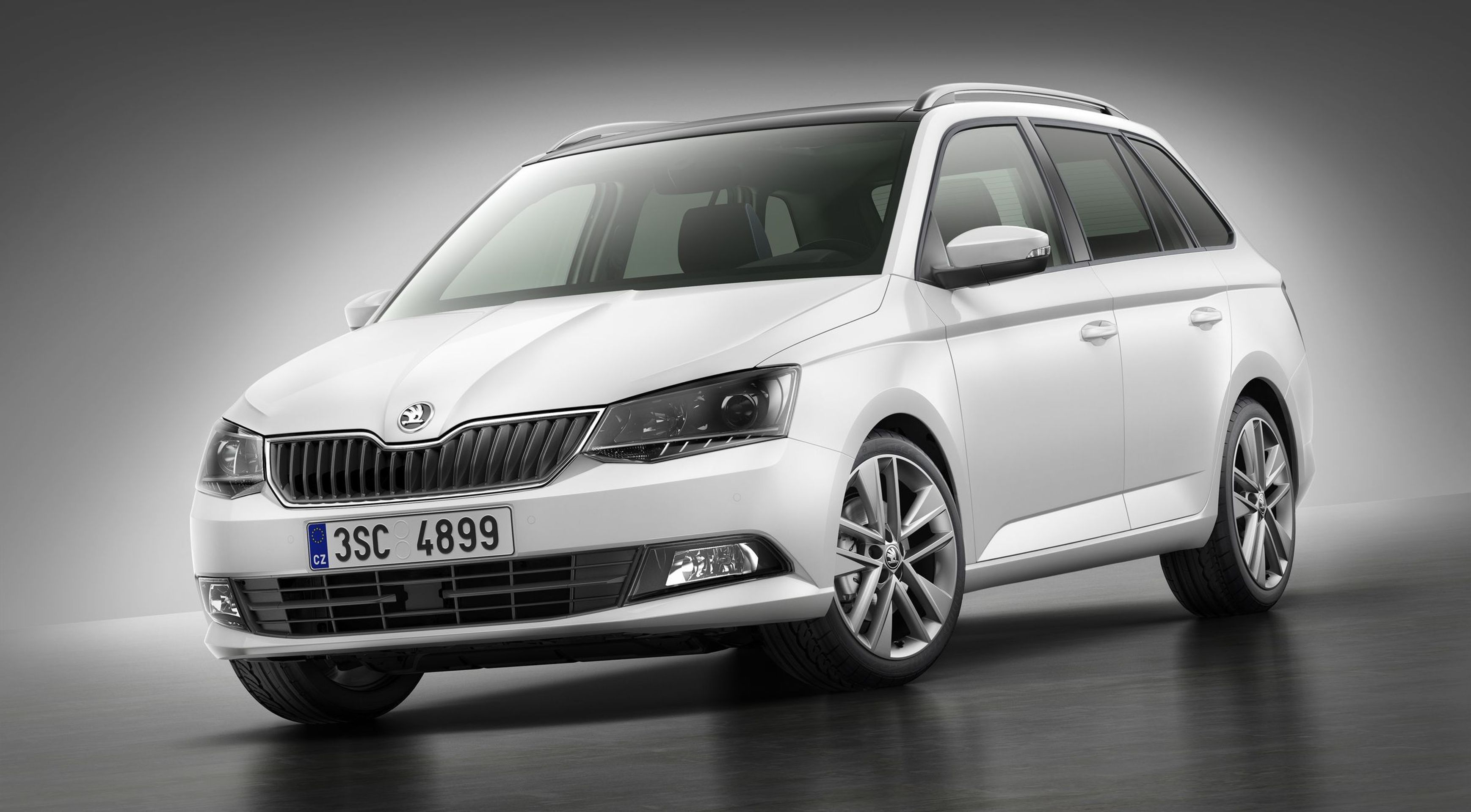 Škoda Fabia Combi 2014 - 1 - GALERIE: Škoda Fabia Combi 2014 (1/4)