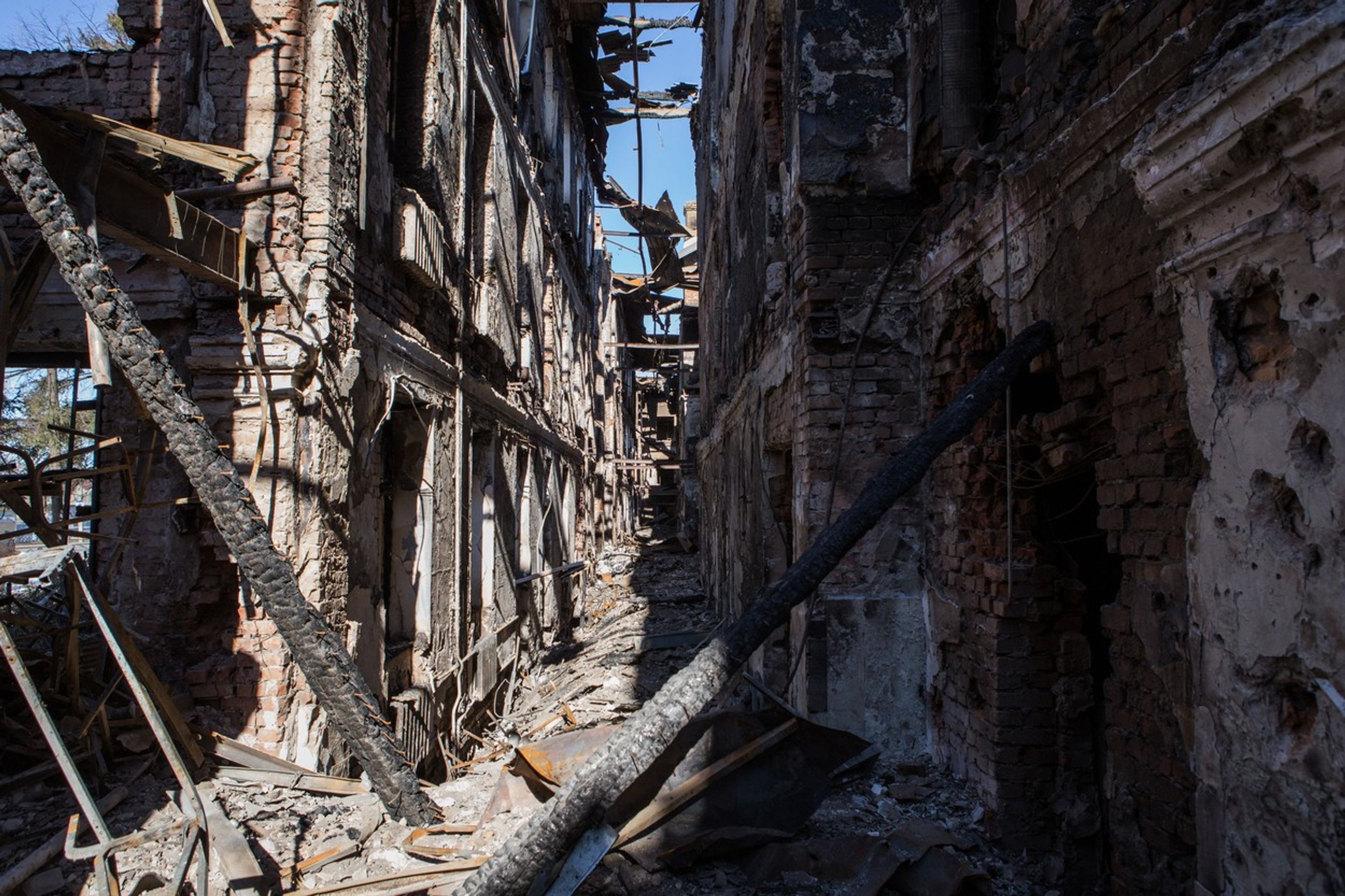 Historickéce centrum Charkova po bombardování ruským dělostřelectvem (2) - Dva roky války na Ukrajině (42/70)