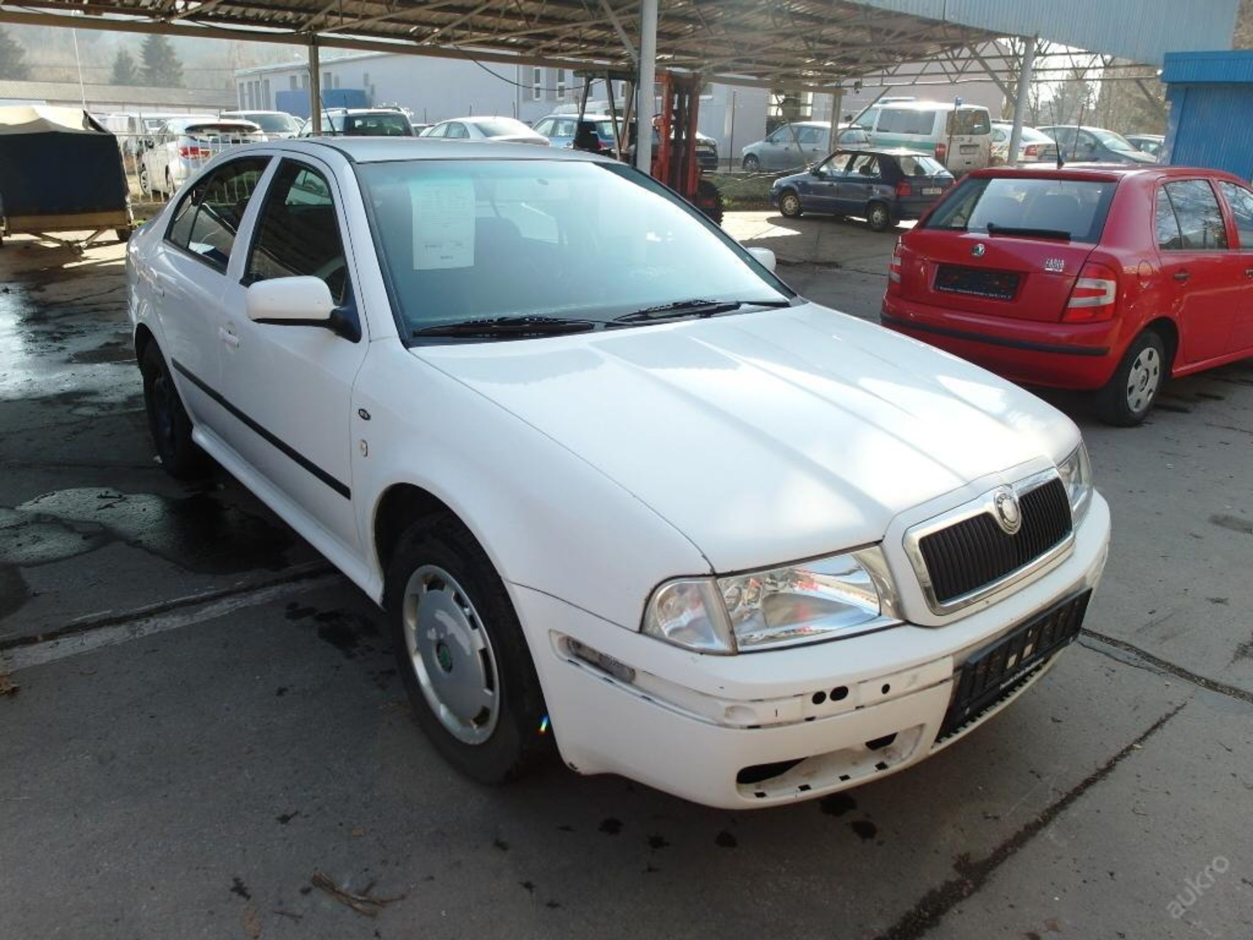 Škoda Octavia 2,0/85 kW Ambiente - 2 - GALERIE: Škoda Octavia 2,0/85 kW Ambiente (1/4)
