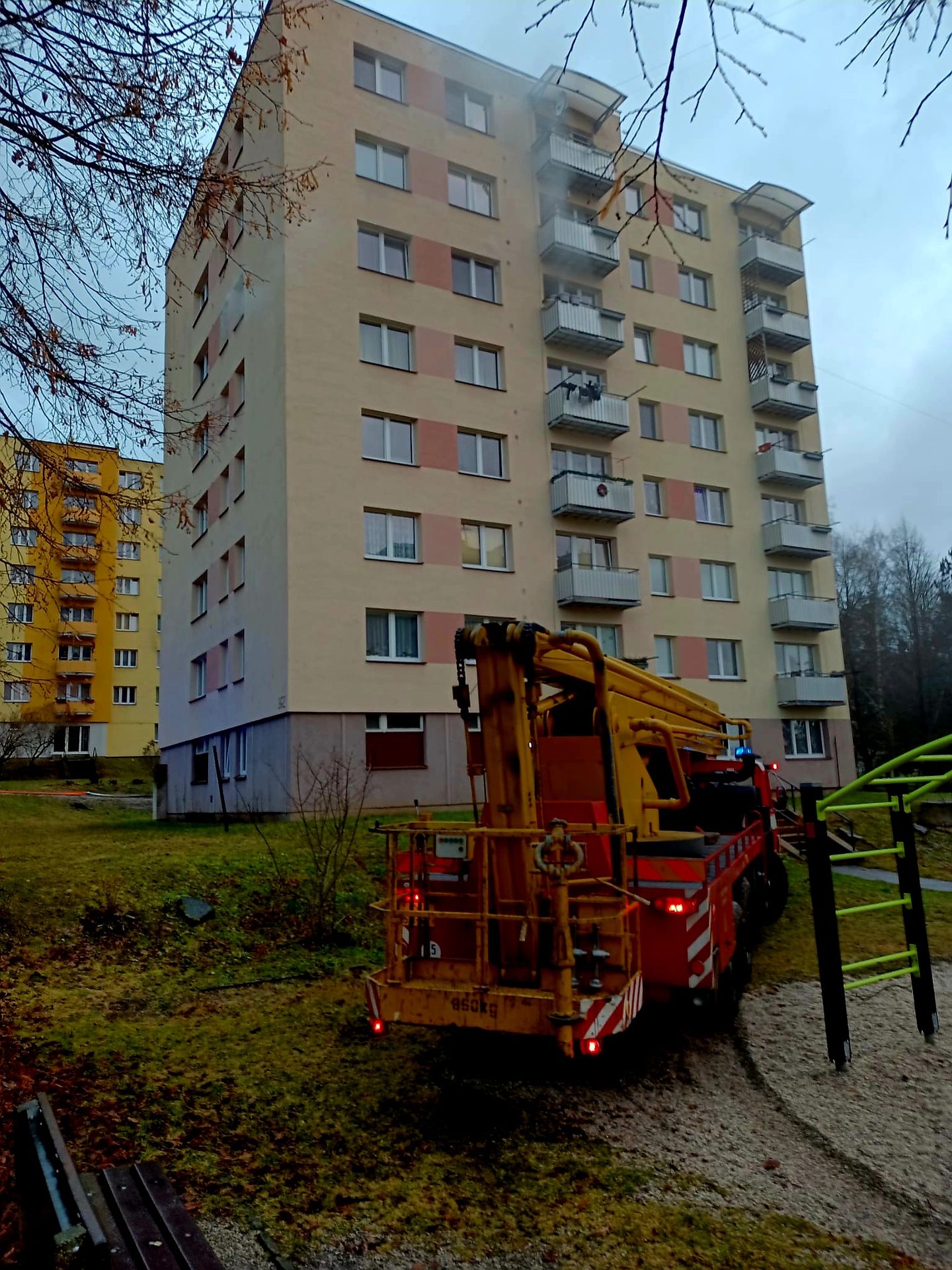 Požár bytu v Českém Krumlově - Požár bytu na Českokrumlovsku (1/4)
