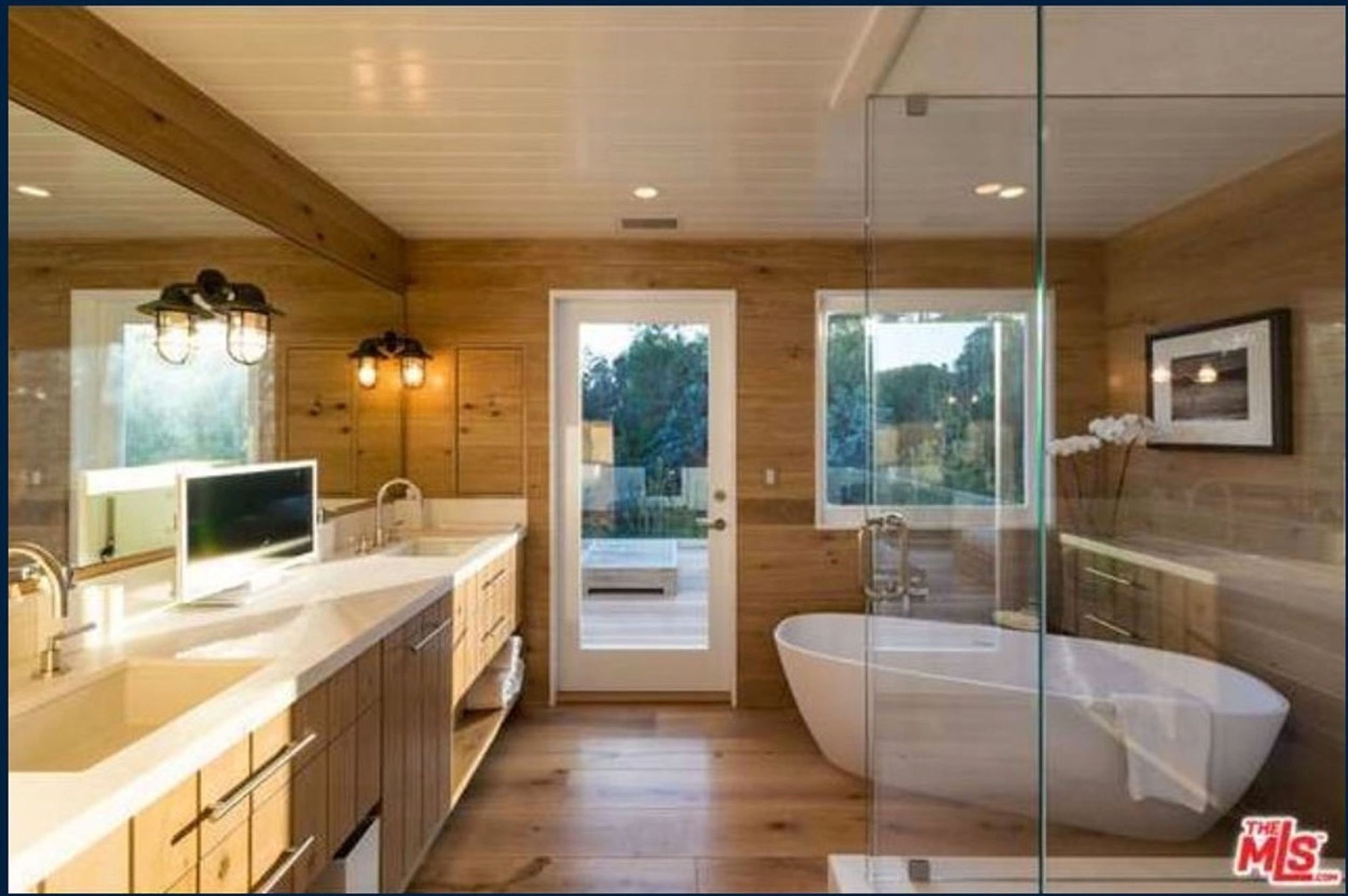 Cindy Crawford prodává svůj luxusní dům v Malibu - 6 - GALERIE: Cindy Crawford prodává svůj luxusní dům v Malibu (4/9)