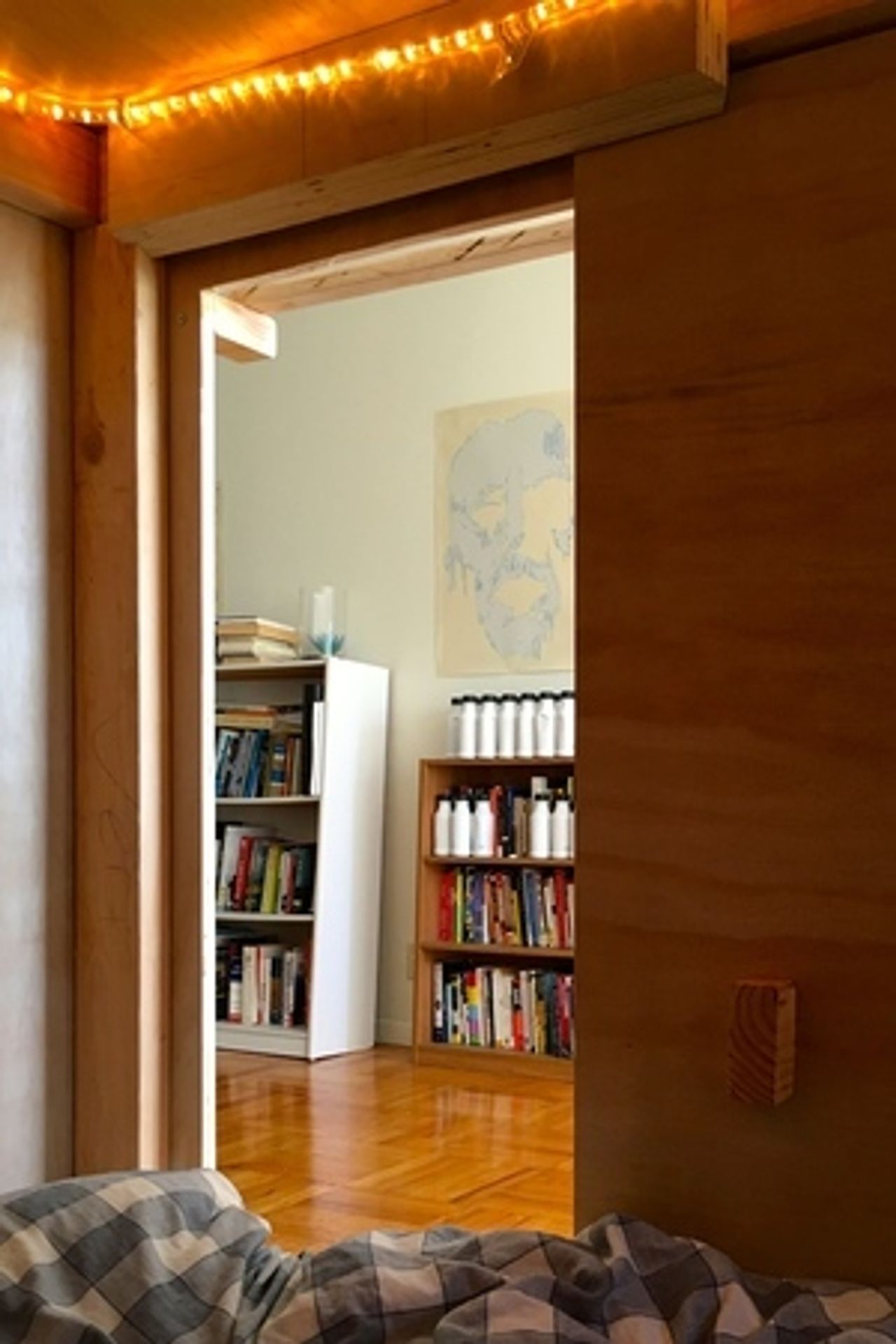 Ložnice ze skříně - 5 - GALERIE: Ložnice ze skříně (5/7)