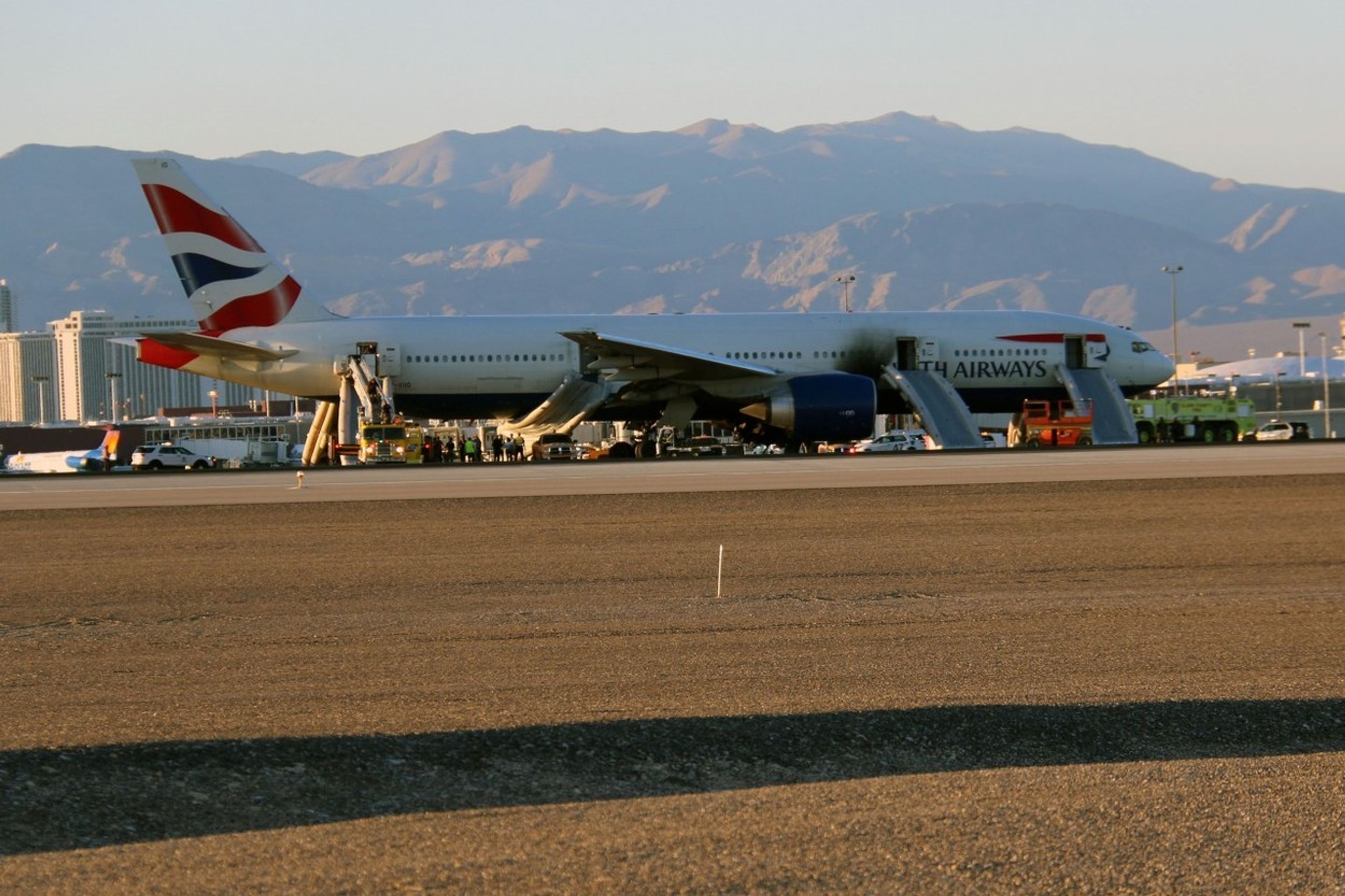 Požár letadla British Airways - 3 - GALERIE: Požár letadla British Airways (3/5)
