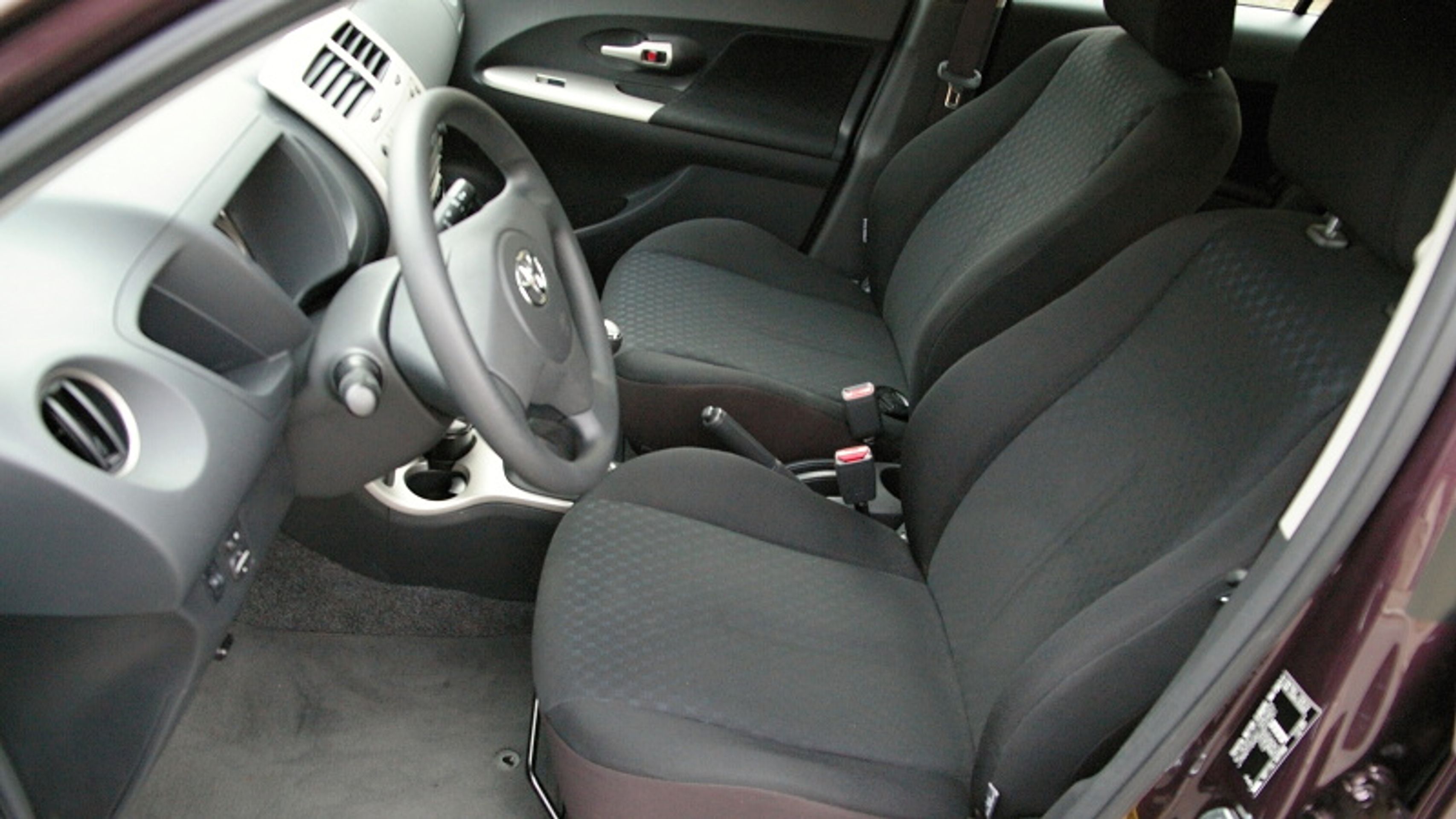 Toyota Urban Cruiser-4 - GALERIE Toyota Urban Cruiser (8/8)