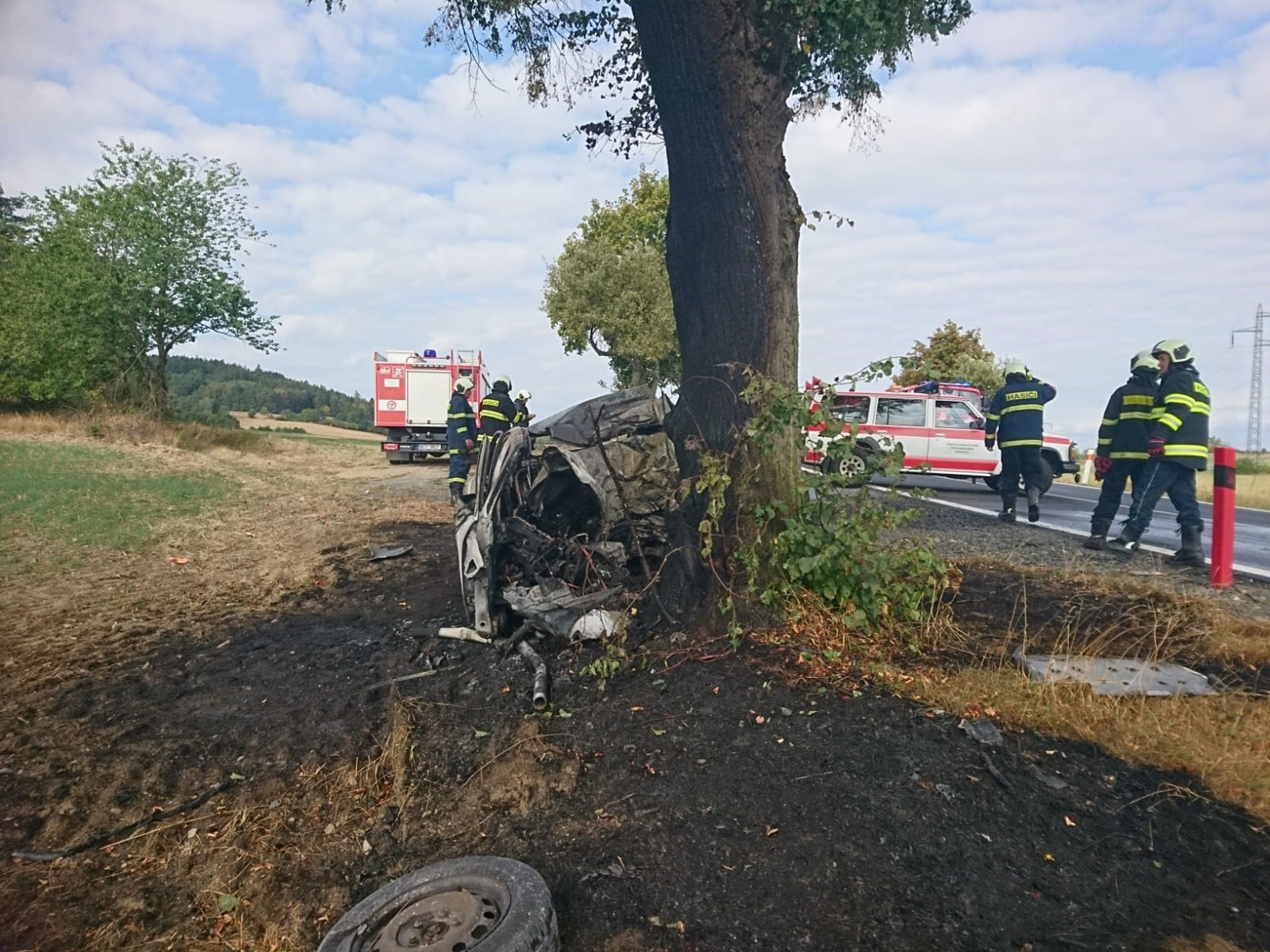 Tragická dopravní nehoda mezi obcemi Drahonice – Cehnice - 3 - GALERIE: Tragická dopravní nehoda mezi obcemi Drahonice – Cehnice (3/10)