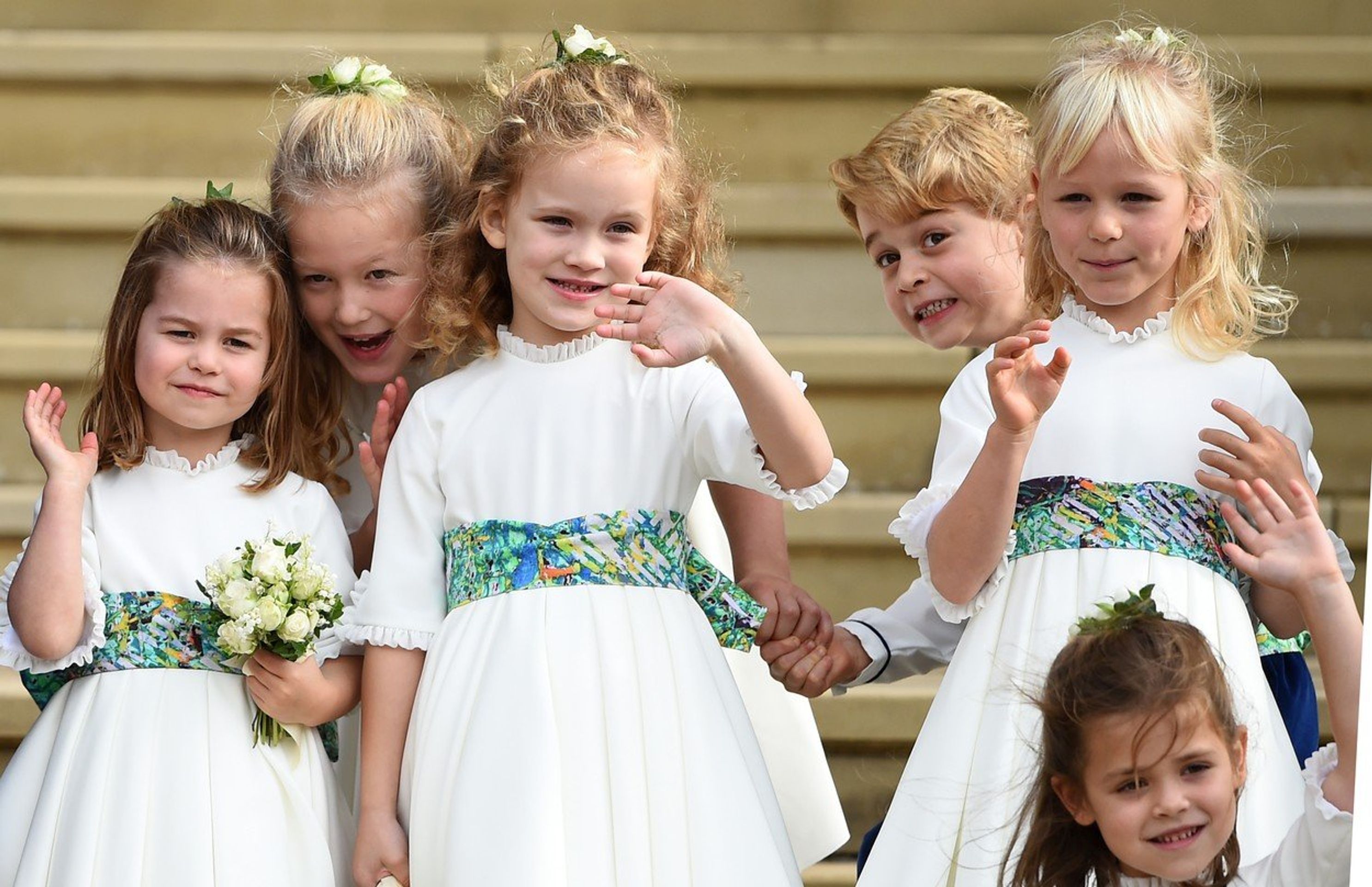Princ George tropí vylomeniny během královské svatby - Královská rodina (7/12)