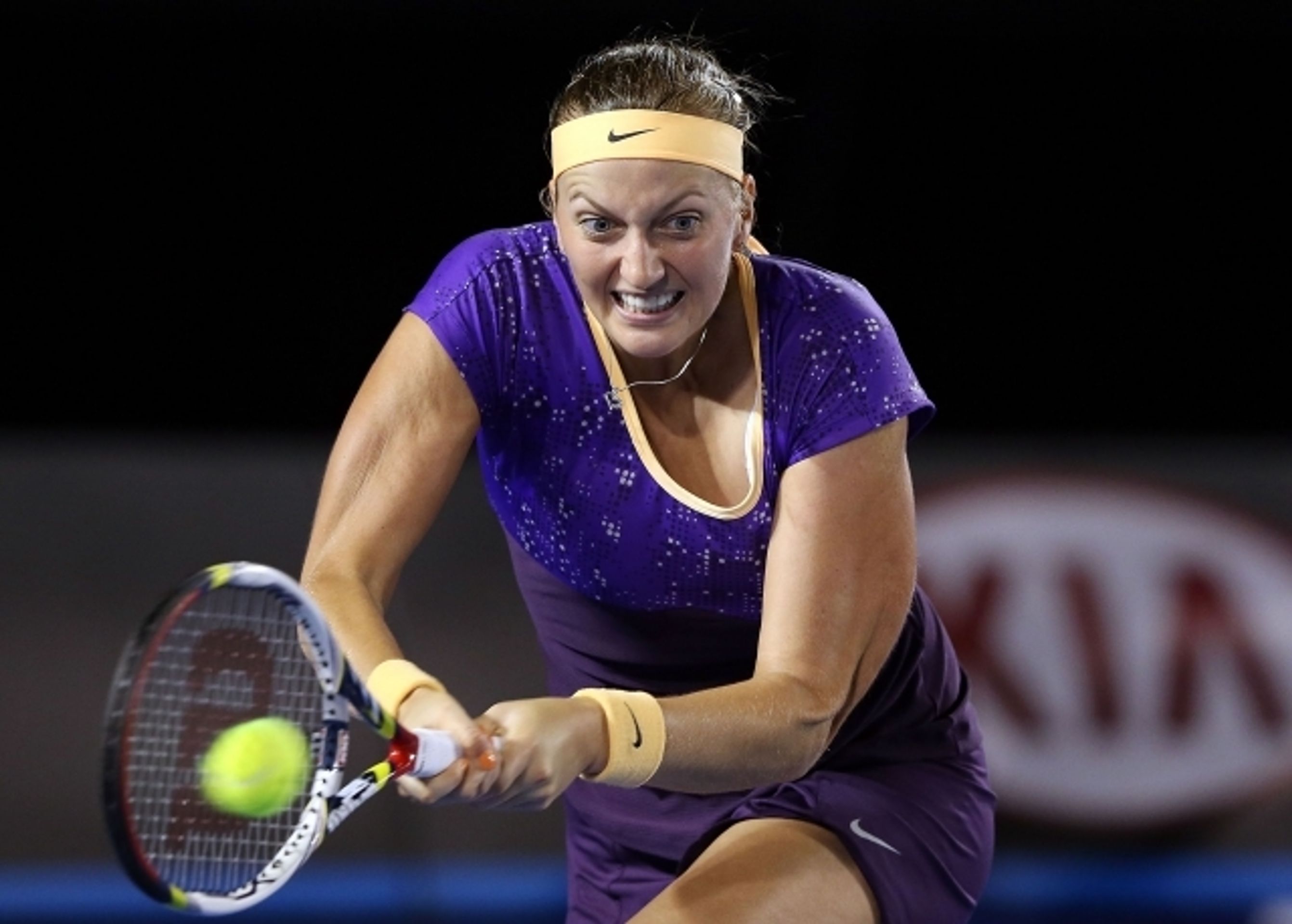Petra Kvitová - GALERIE: Petra Kvitová vs.Laura Robson (4/8)