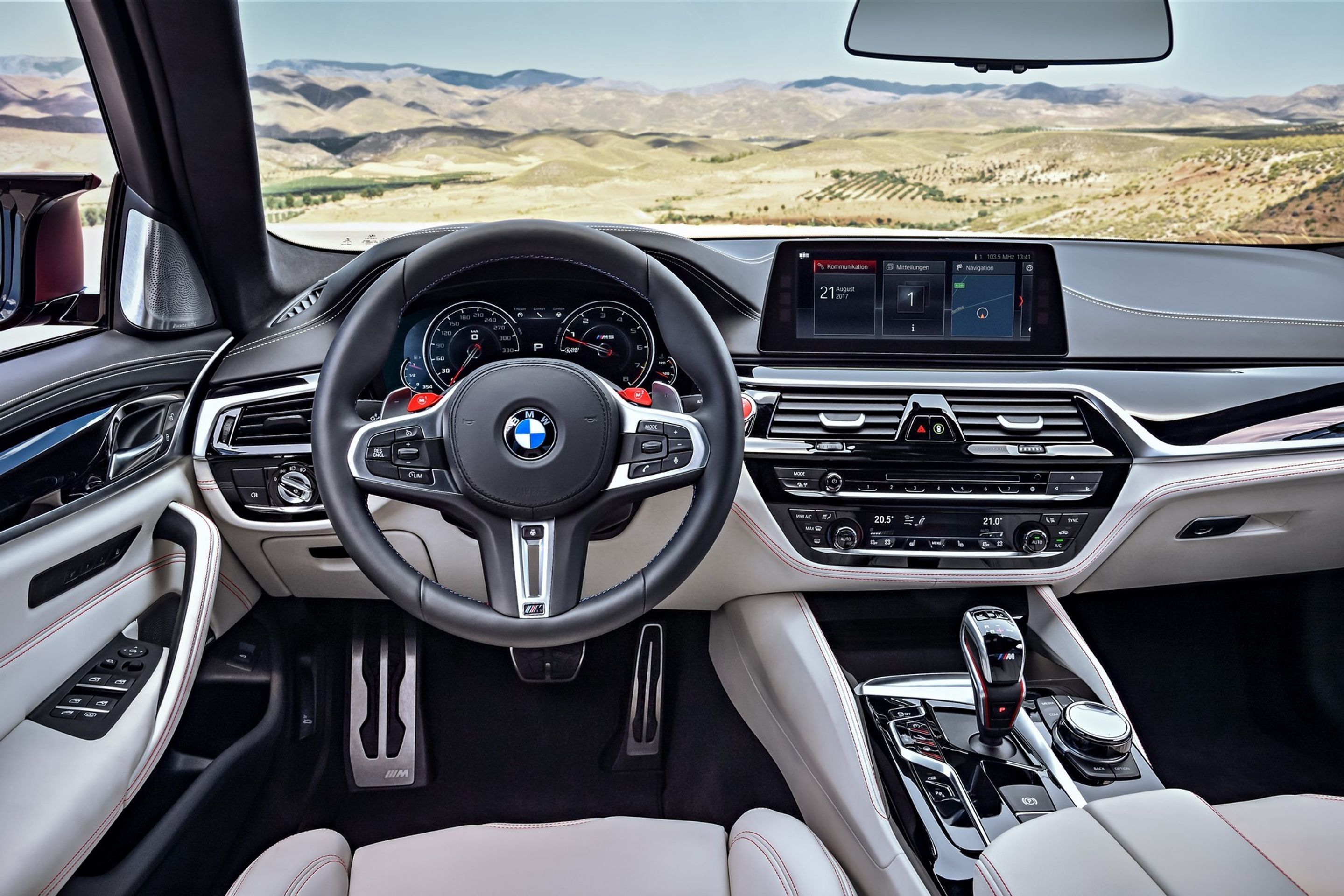 BMW - 40 - GALERIE: BMW M5 Oficiálně (10/23)