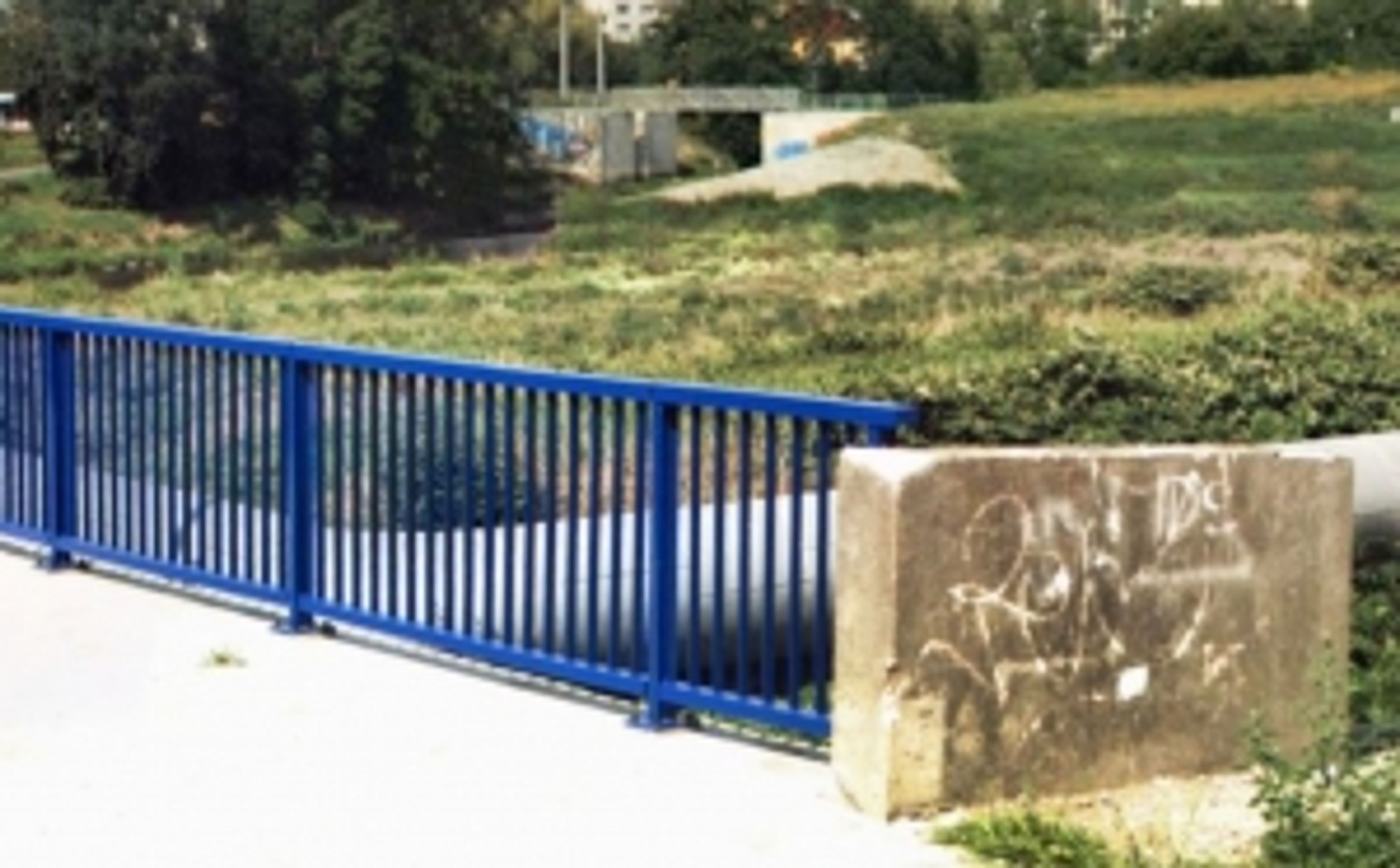 Olomouc - pozemky p.p.č. 720/2 a p.p.č. 720/31 - GALERIE: Nabídka nemovitostí od Ministerstva obrany (6/50)