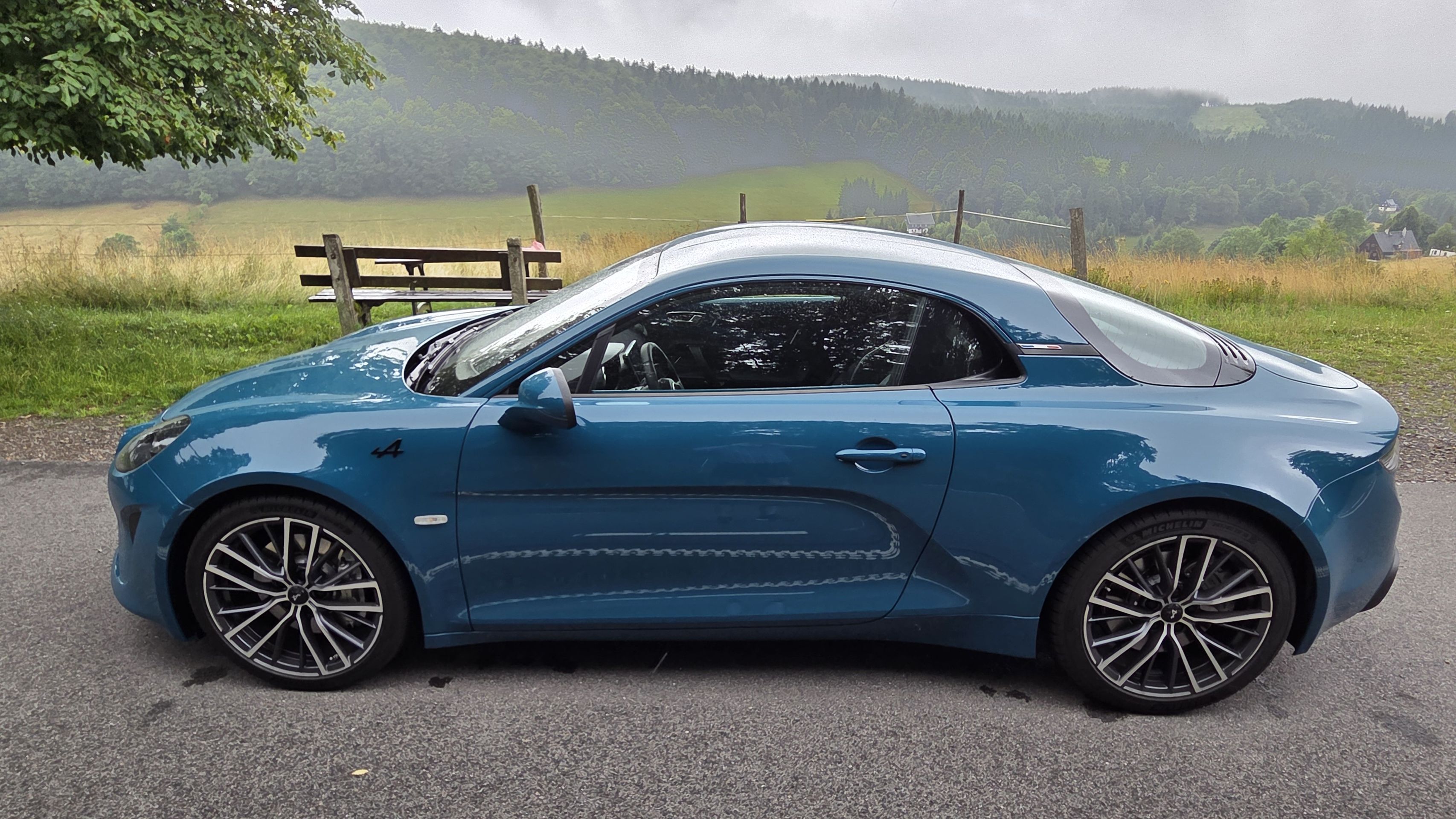 Sportovní kupé Alpine A110 GTS - Sportovní kupé Alpine A110 GTS (4/9)