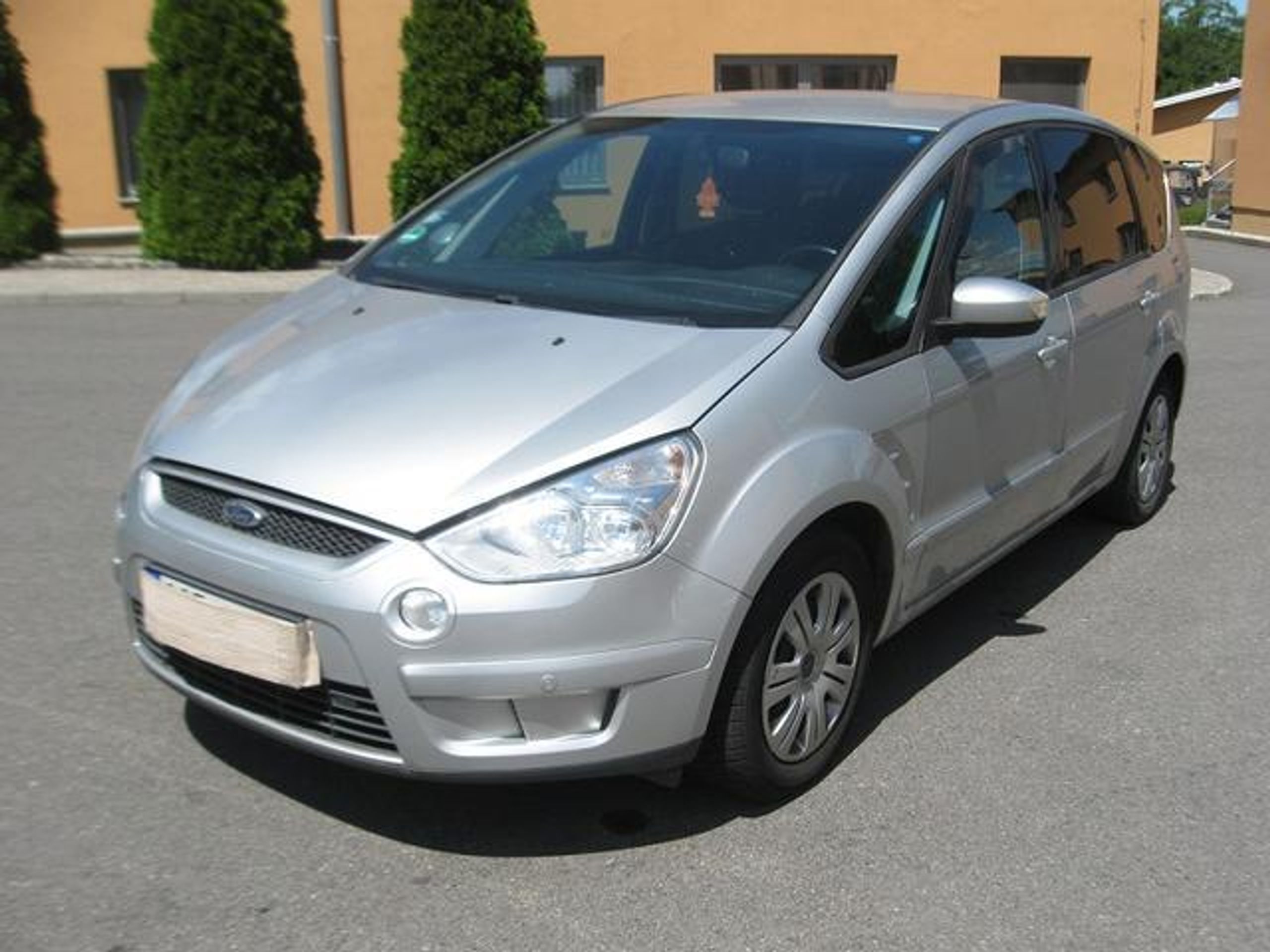 Dražba - Ford S-Max - GALERIE: Dražba vozidel (8/27)