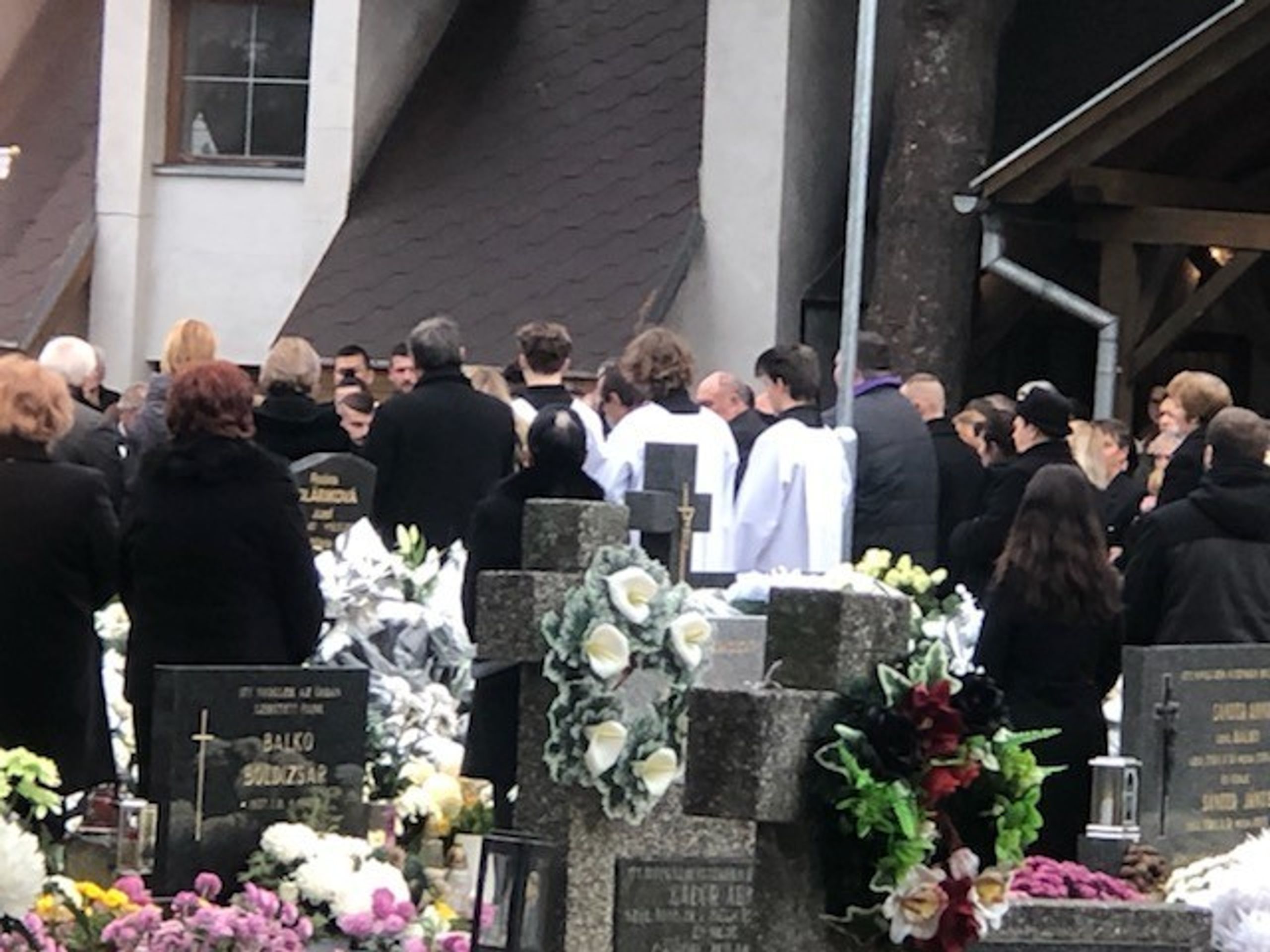 Pohřeb obětí z nehody na Slovensku - 2 - GALERIE: Pohřeb obětí z nehody na Slovensku (2/4)
