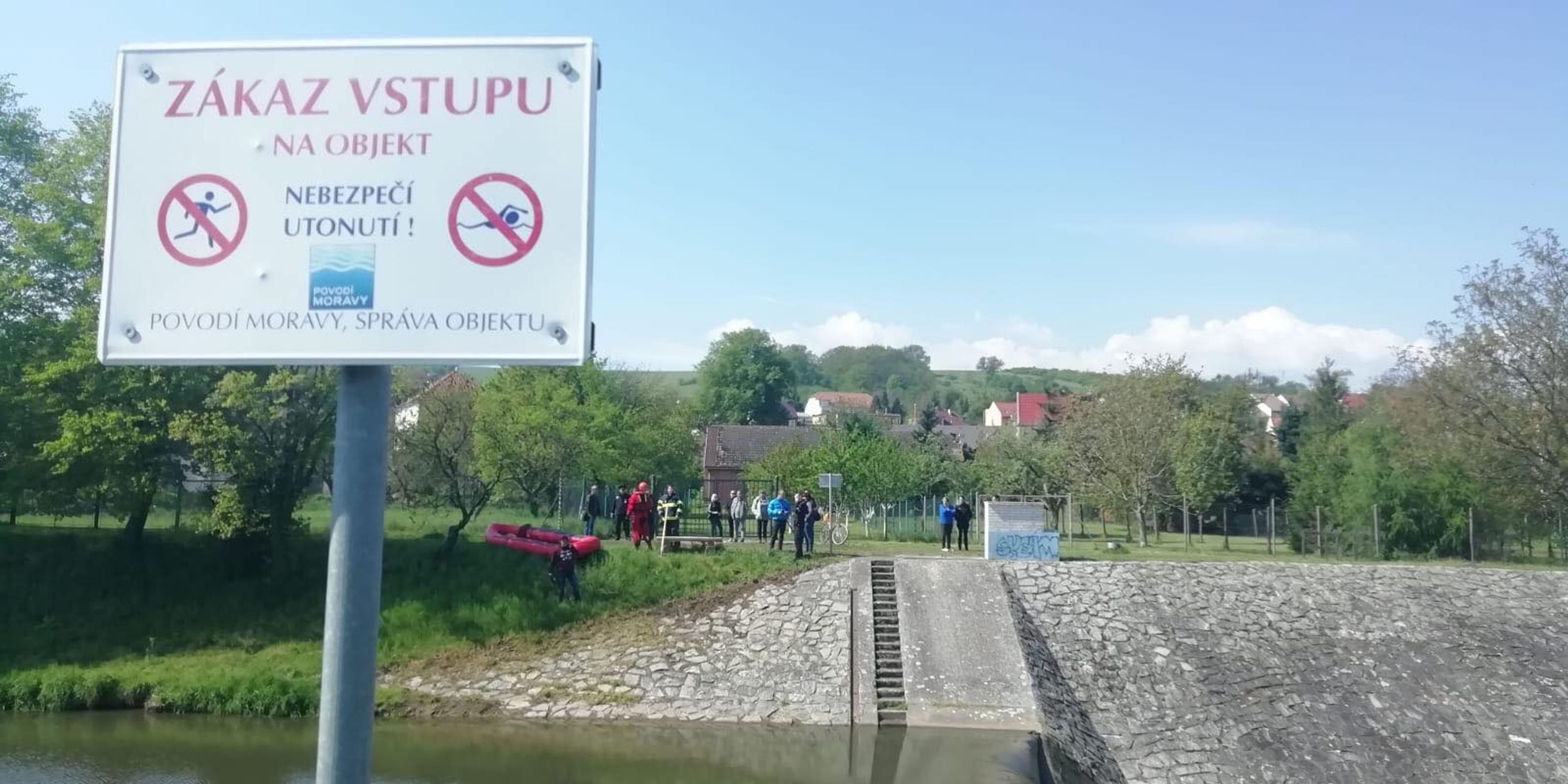 Pátrání po dítěti u řeky Olšavy - GALERIE: Pátrání po chlapečkovi u řeky Olšava (1/2)