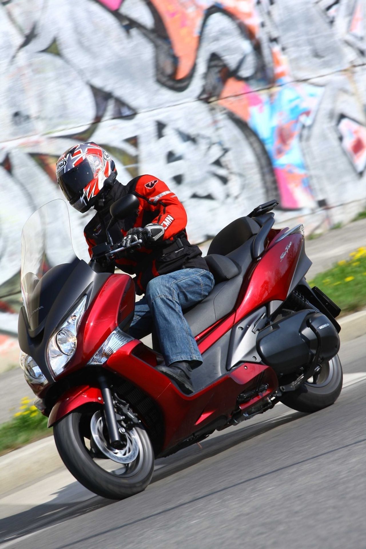 Honda SW-T400-4 - GALERIE Test honda SW-T400 (4/10)