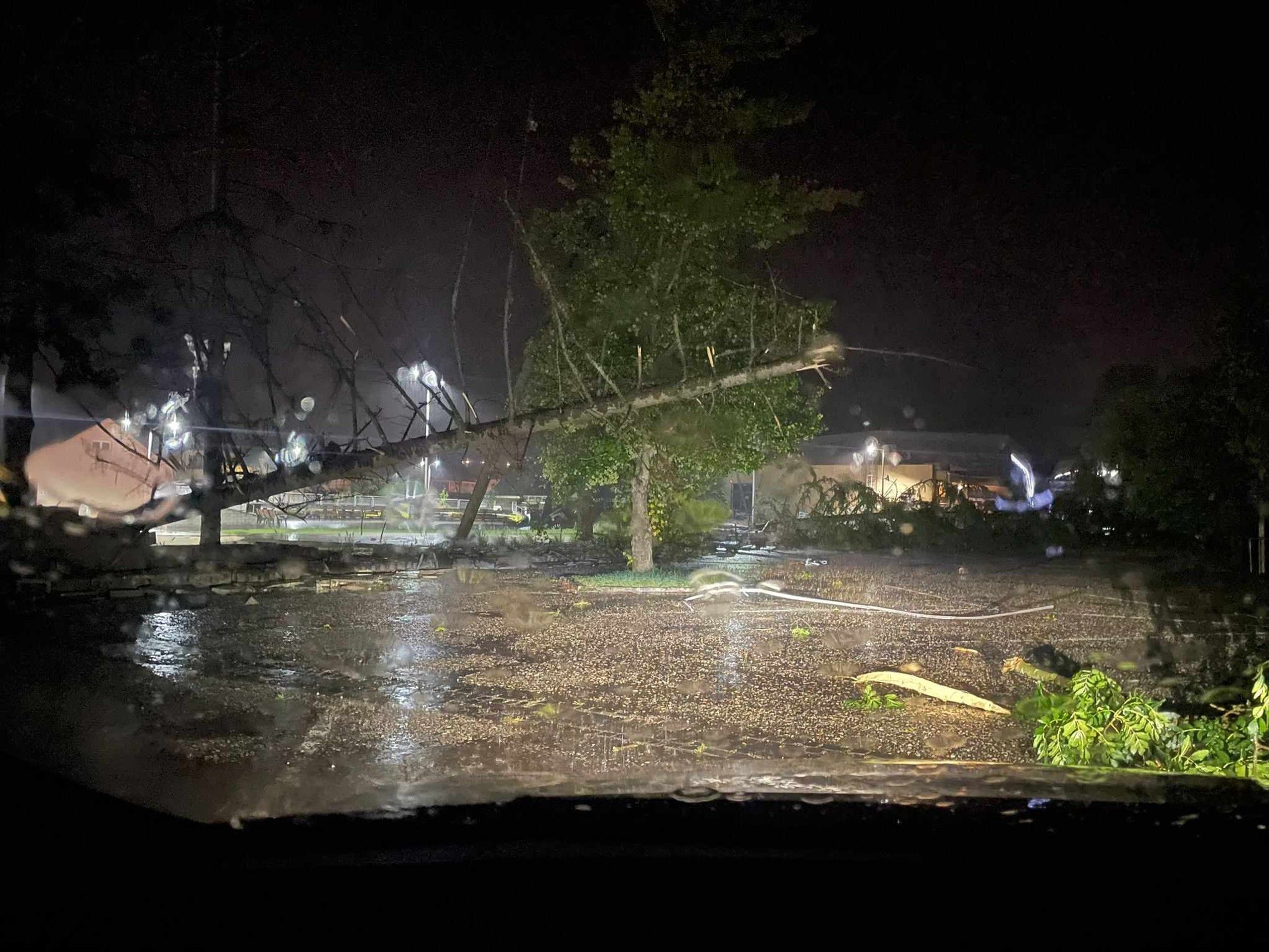 Zdevastovaná Podhájska - Zdevastovaná Podhájska (11/13)