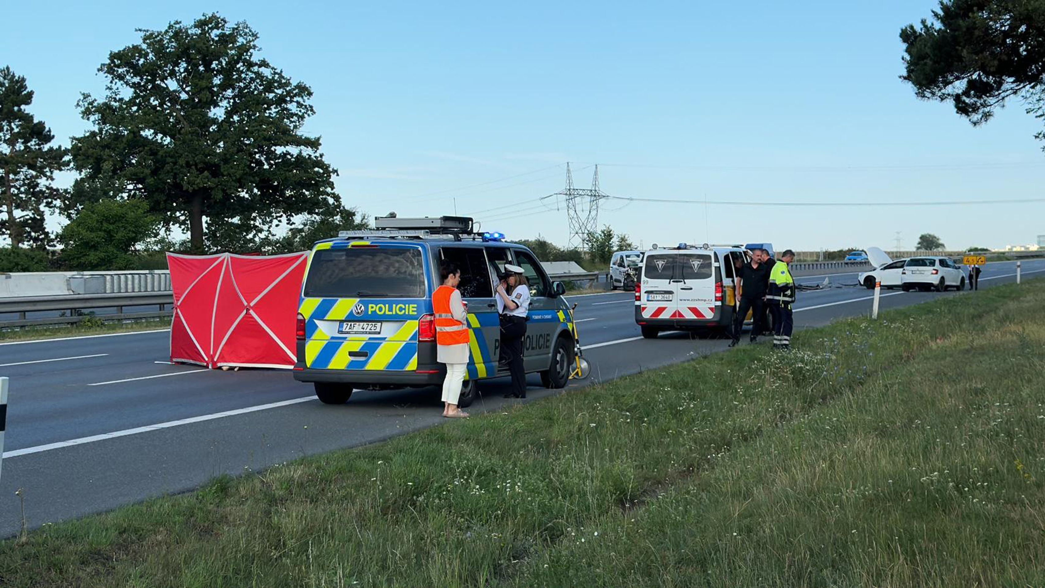 Vážná dopravní nehoda na D1 (6) - Vážná dopravní nehoda na D1 (13/21)
