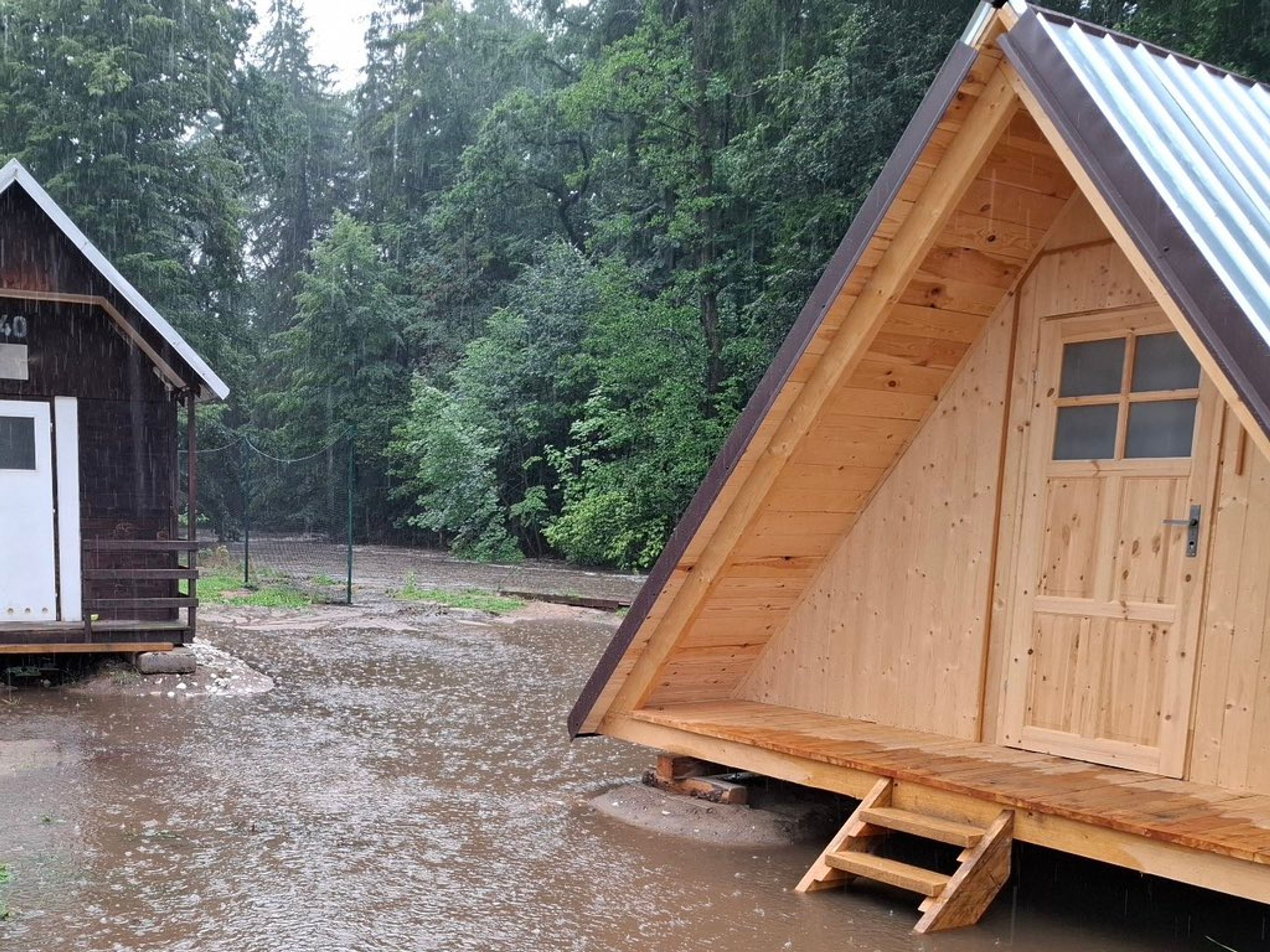 Evakuace tábora na Jesenicku - Evakuace dětských táborů (4/4)