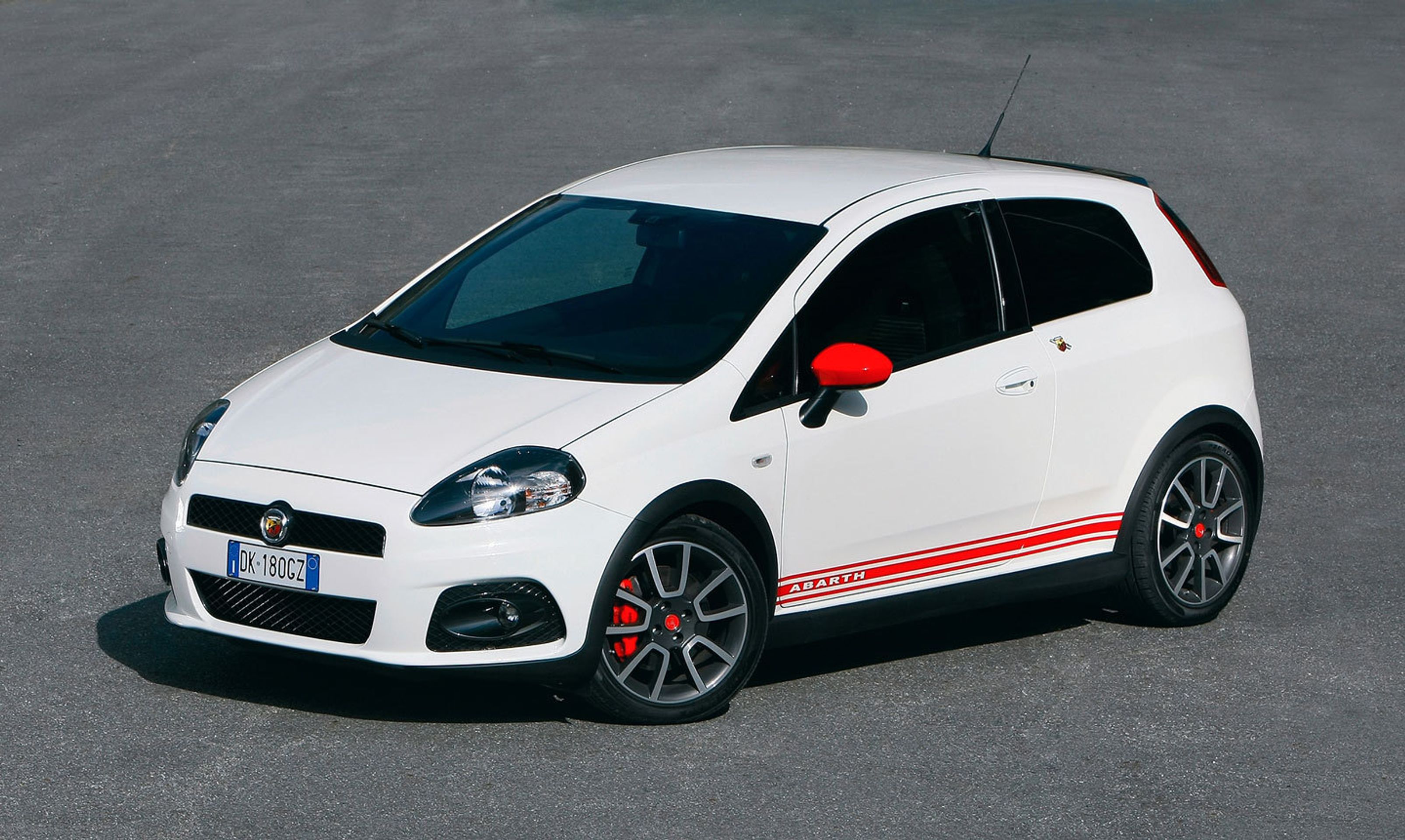 Fiat Punto - 31 - Fotogalerie: Fiat Punto po 25 letech končí (12/20)