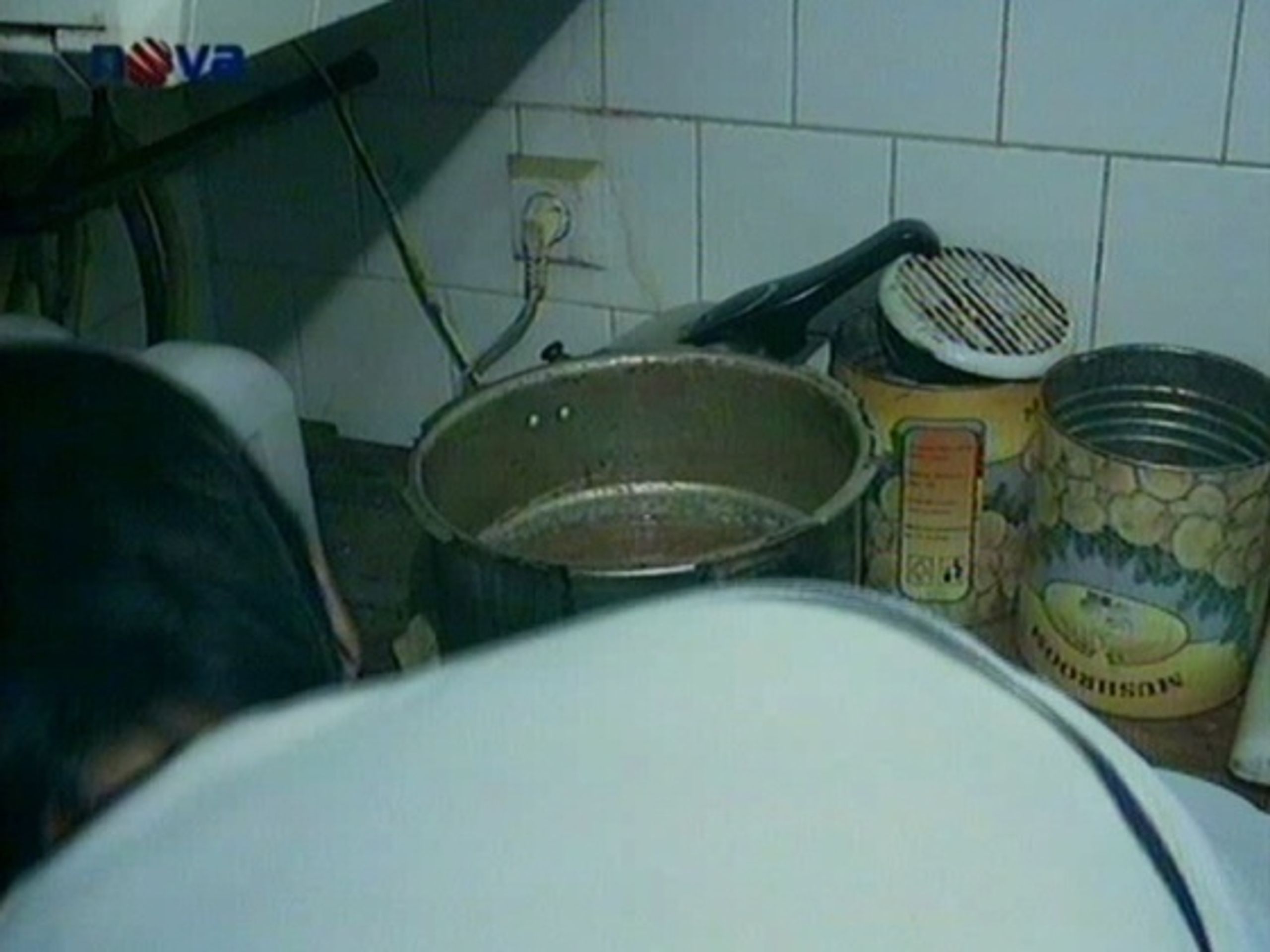 Podmínky v asijských bistrech dříve - Zkažené maso často končí v asijských restauracích (3/3)