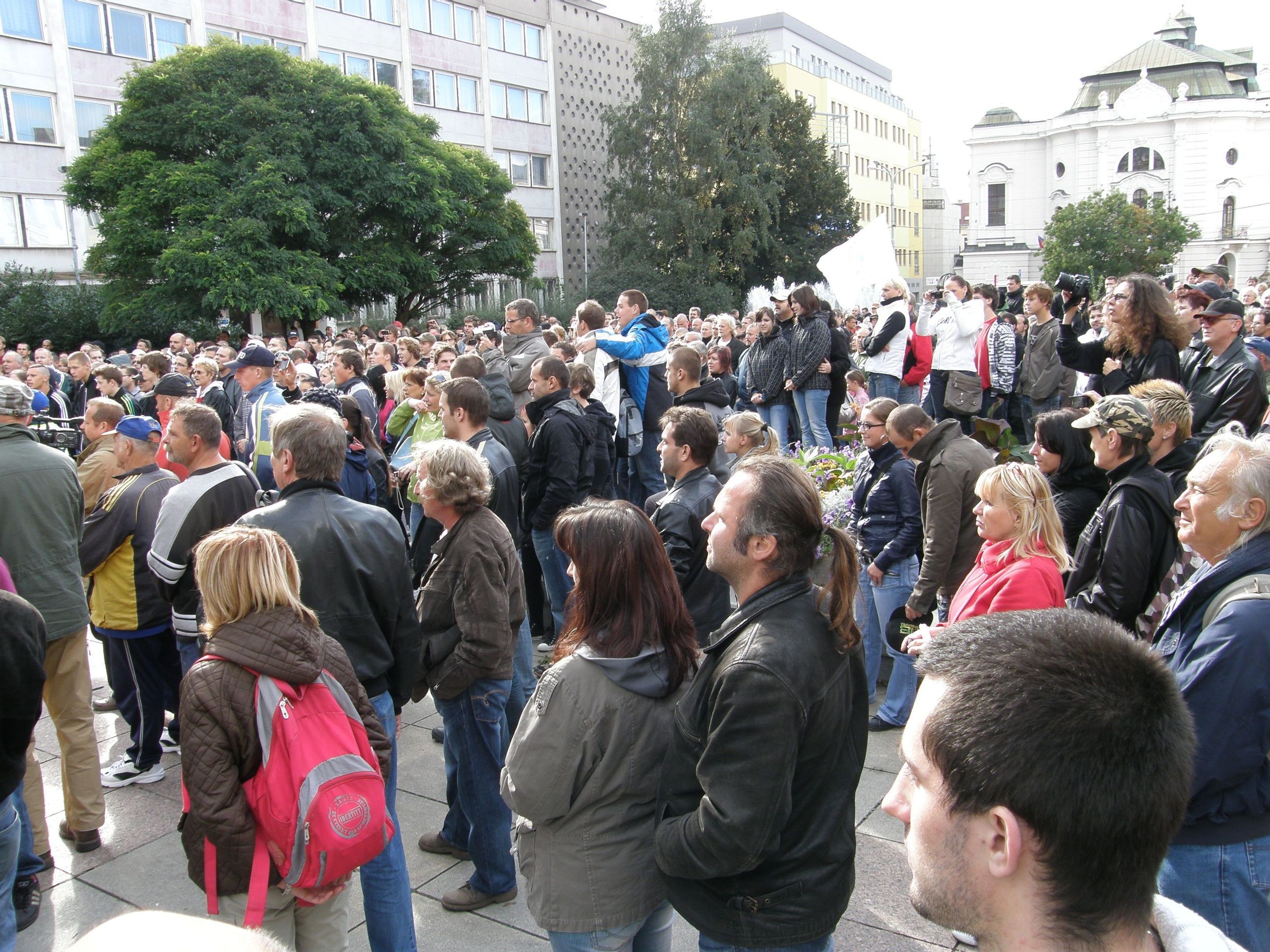 Demonstrace proti romské kriminalitě - 15 - GALERIE: Demonstrace proti romské kriminalitě (15/15)
