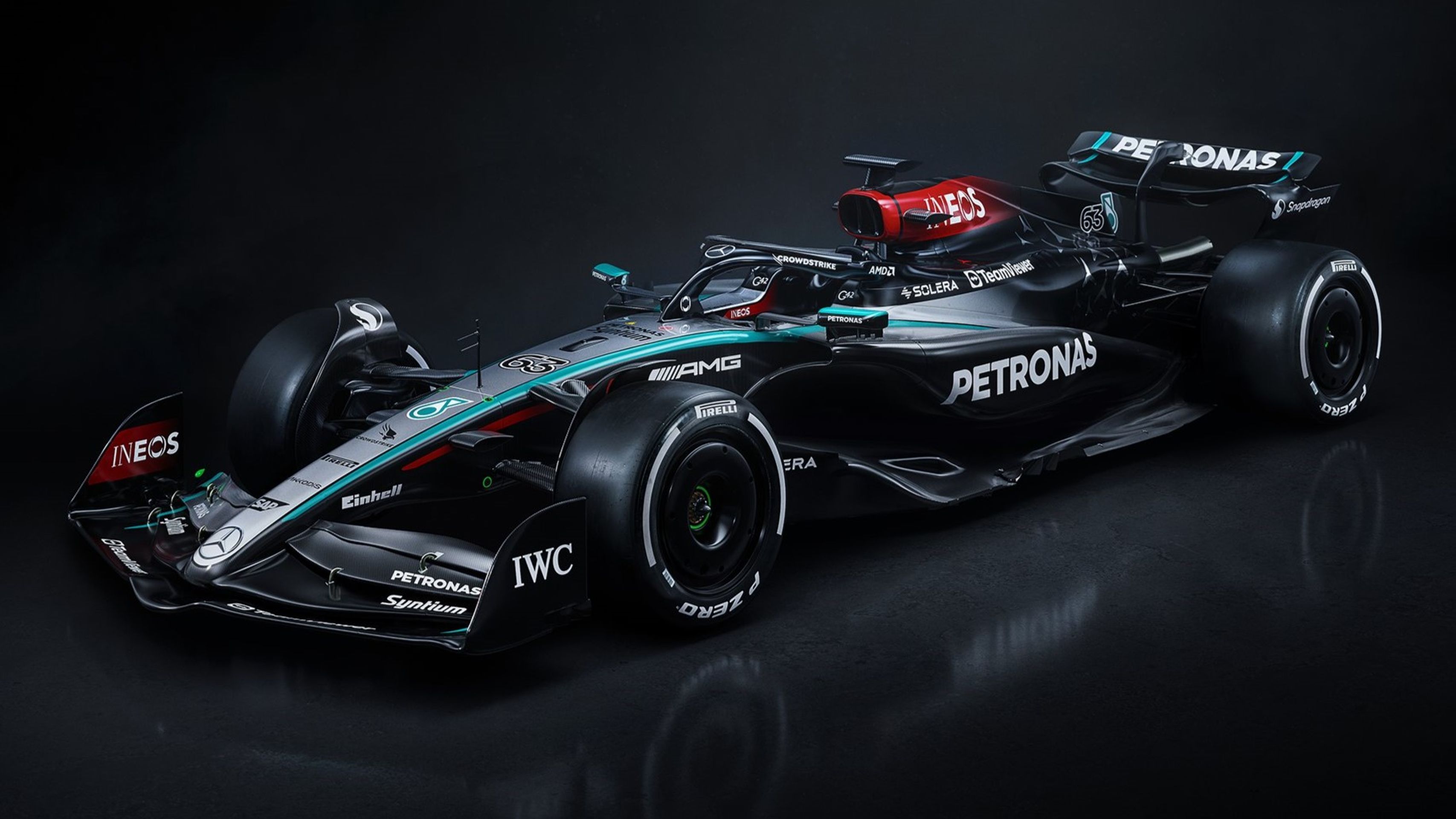 Mercedes představil nový monopost W15 pro sezonu 2024 - Takhle vypadají monoposty Formule 1 pro rok 2024 (4/10)