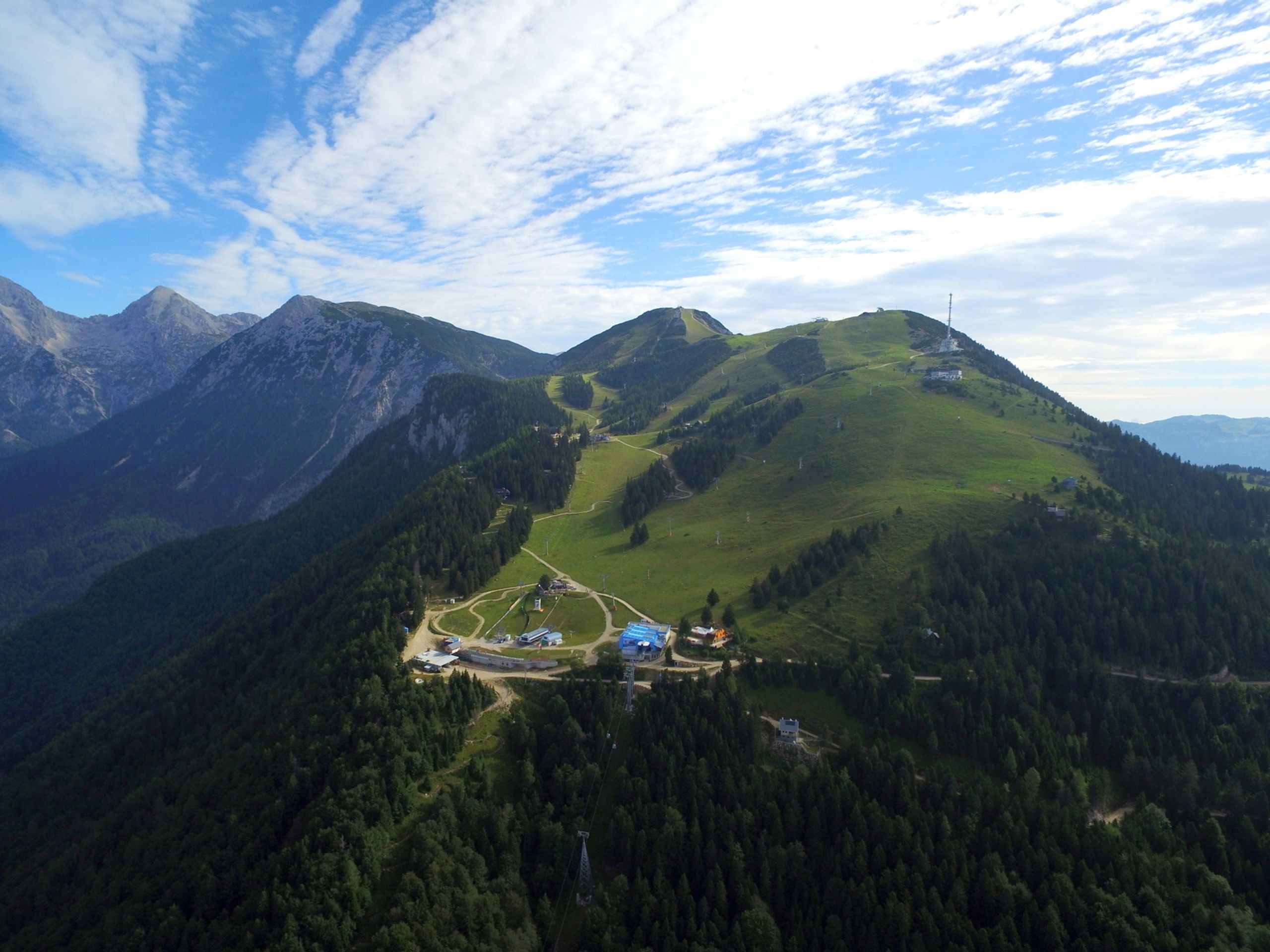 Středisko Krvavec - Slovinsko - 18 - GALERIE: Slovinský Krvavec - Zázemí a zábava (1/14)